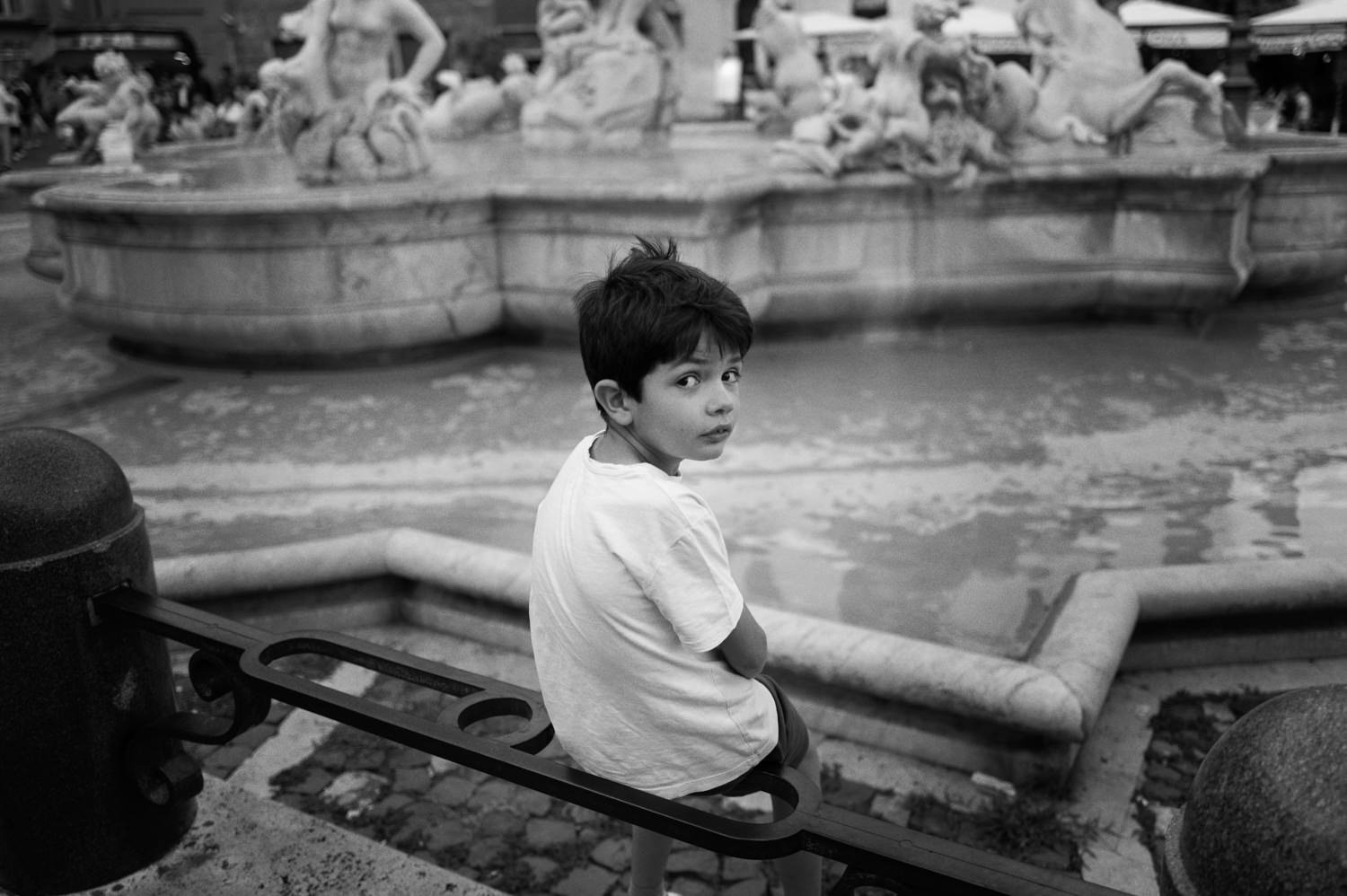 82_Street_Photography_Rome_LittleBoy_2023.jpg