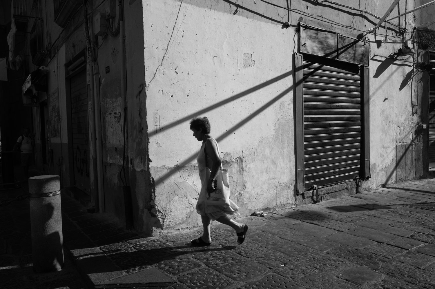 7 - Napoli-Street-Photography-2023.jpg