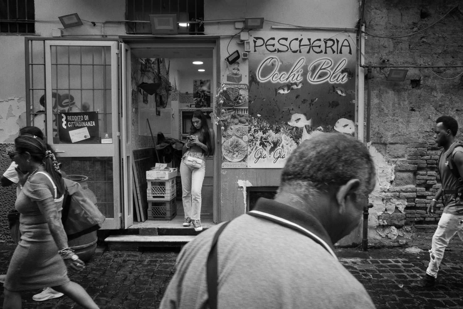 43 - Napoli-Street-Photography-2023.jpg