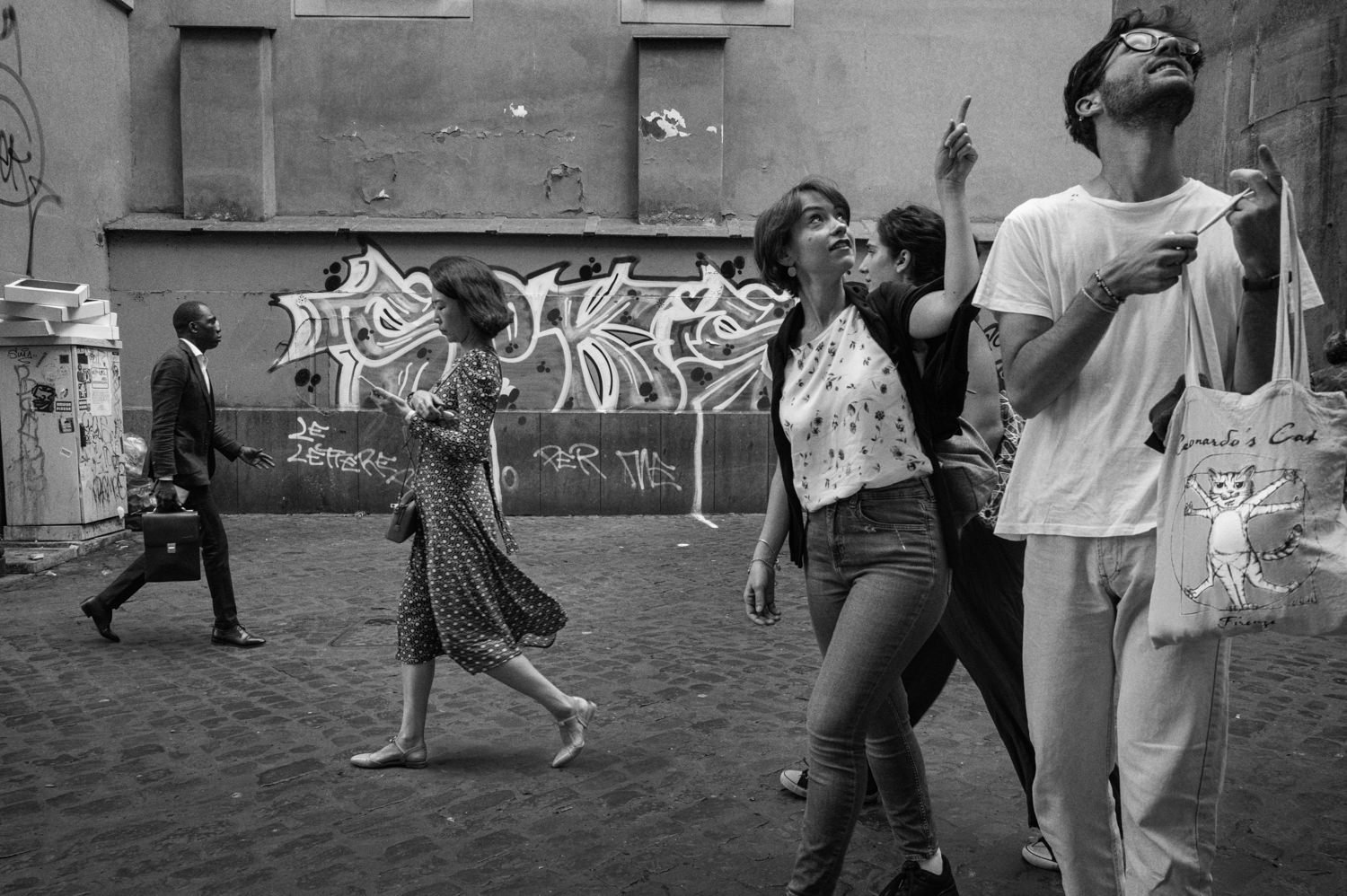 132_Street_Photography_Rome_Ensemble.jpg