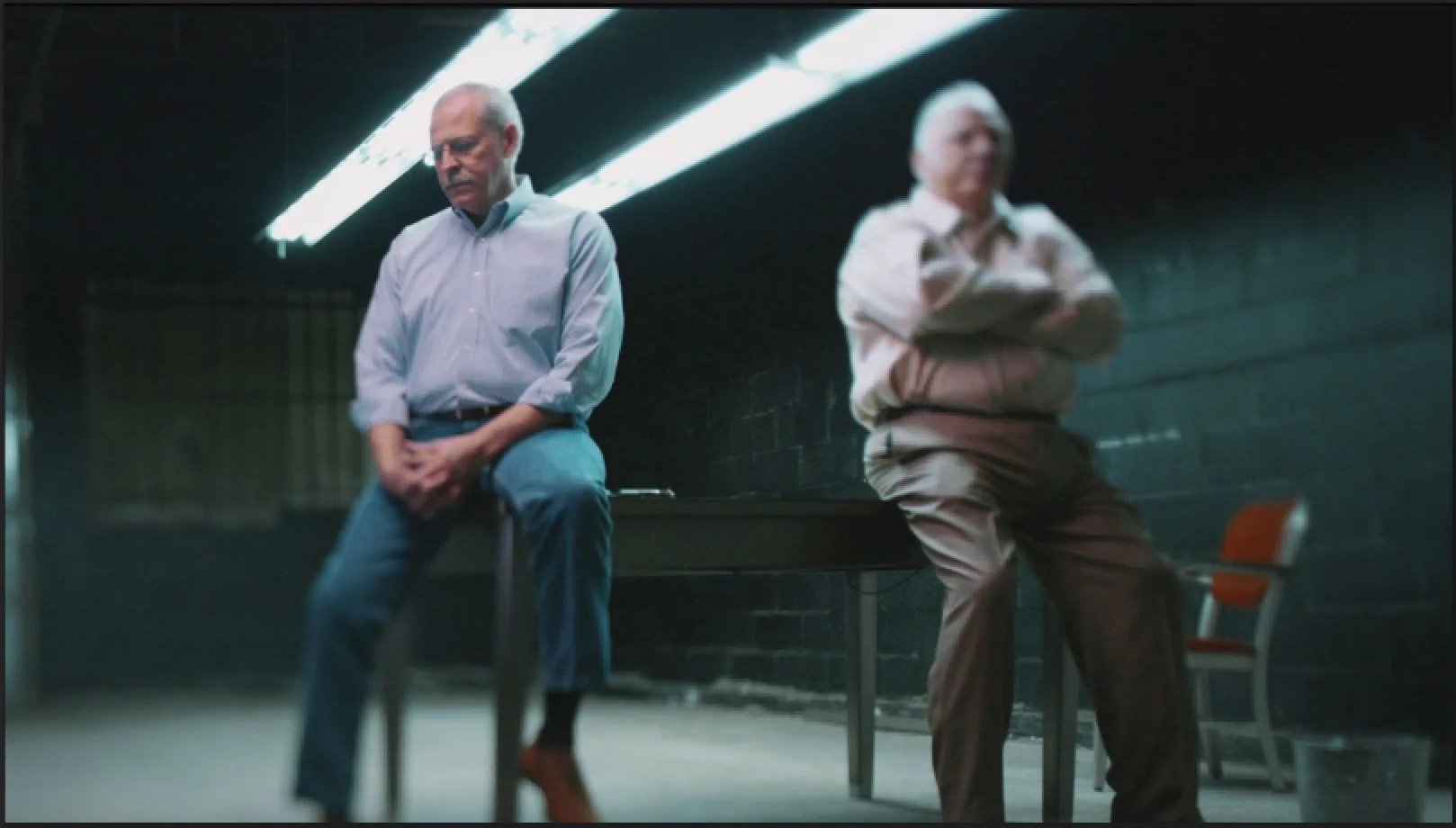 DEA agents Steve Murphy and Javier Peña enjoying the effects of pink lighting.