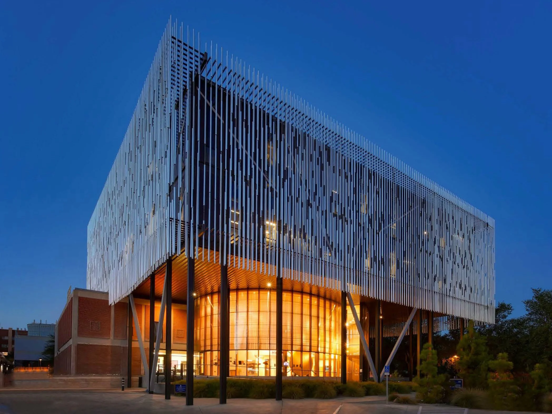 BRYANT BANNISTER TREE RING BUILDING