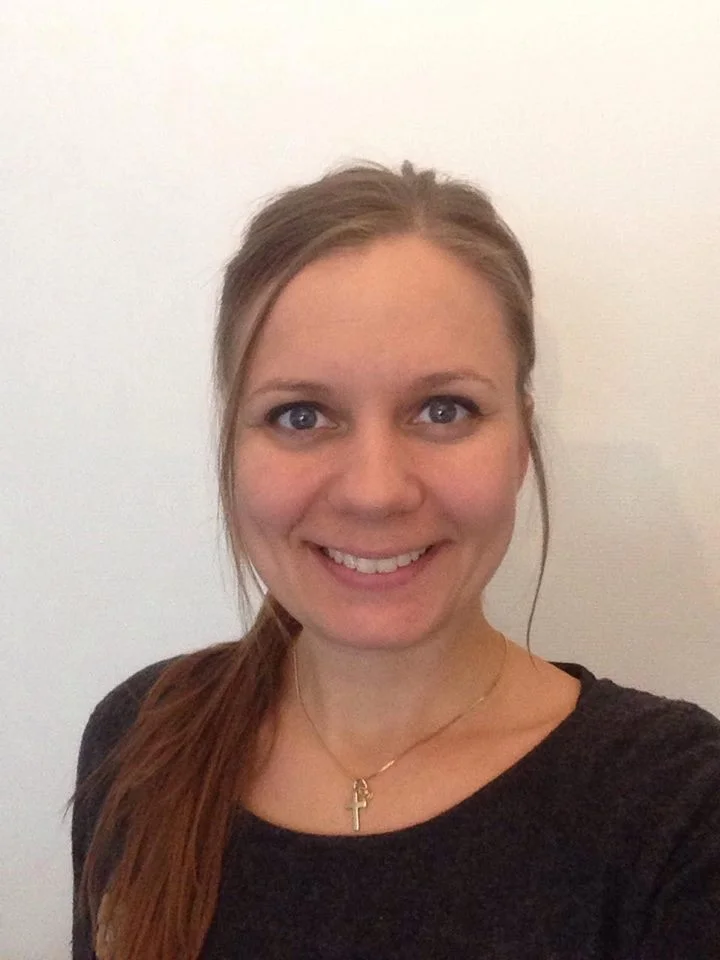 SANNE VIG SODE LARSEN Sannevig@hotmail.com Tlf: 28722727