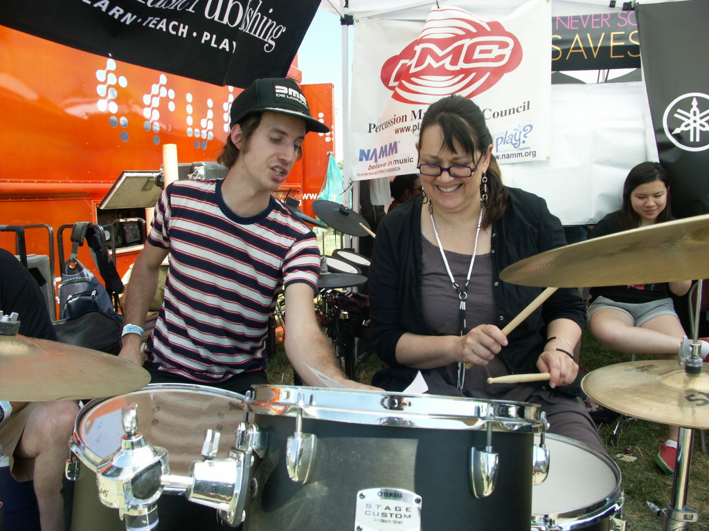PLAY DRUMS WARPED TOUR