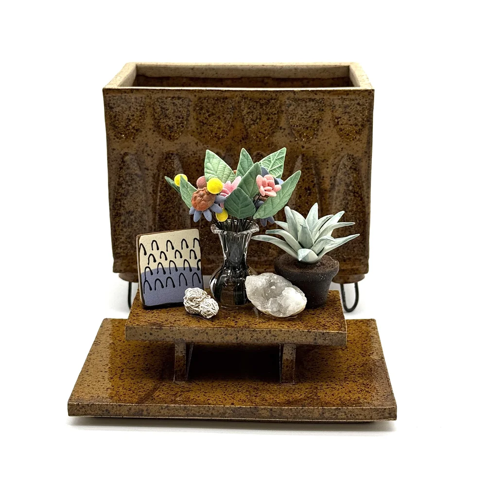15- Broyhill Box with Fresh Cut Flower Vase — Kate Schroeder Ceramics
