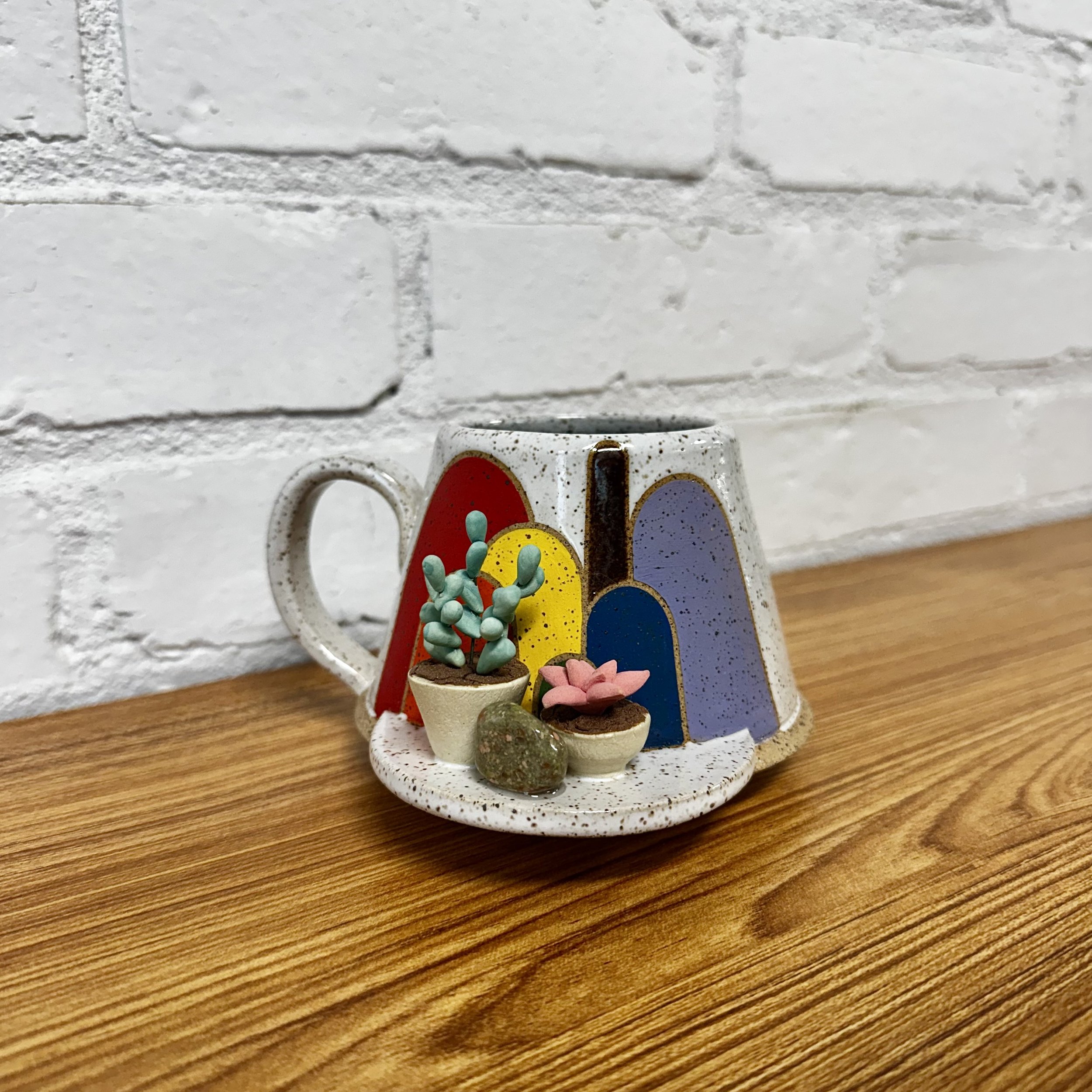 Low Taper Arch Mug with Jade