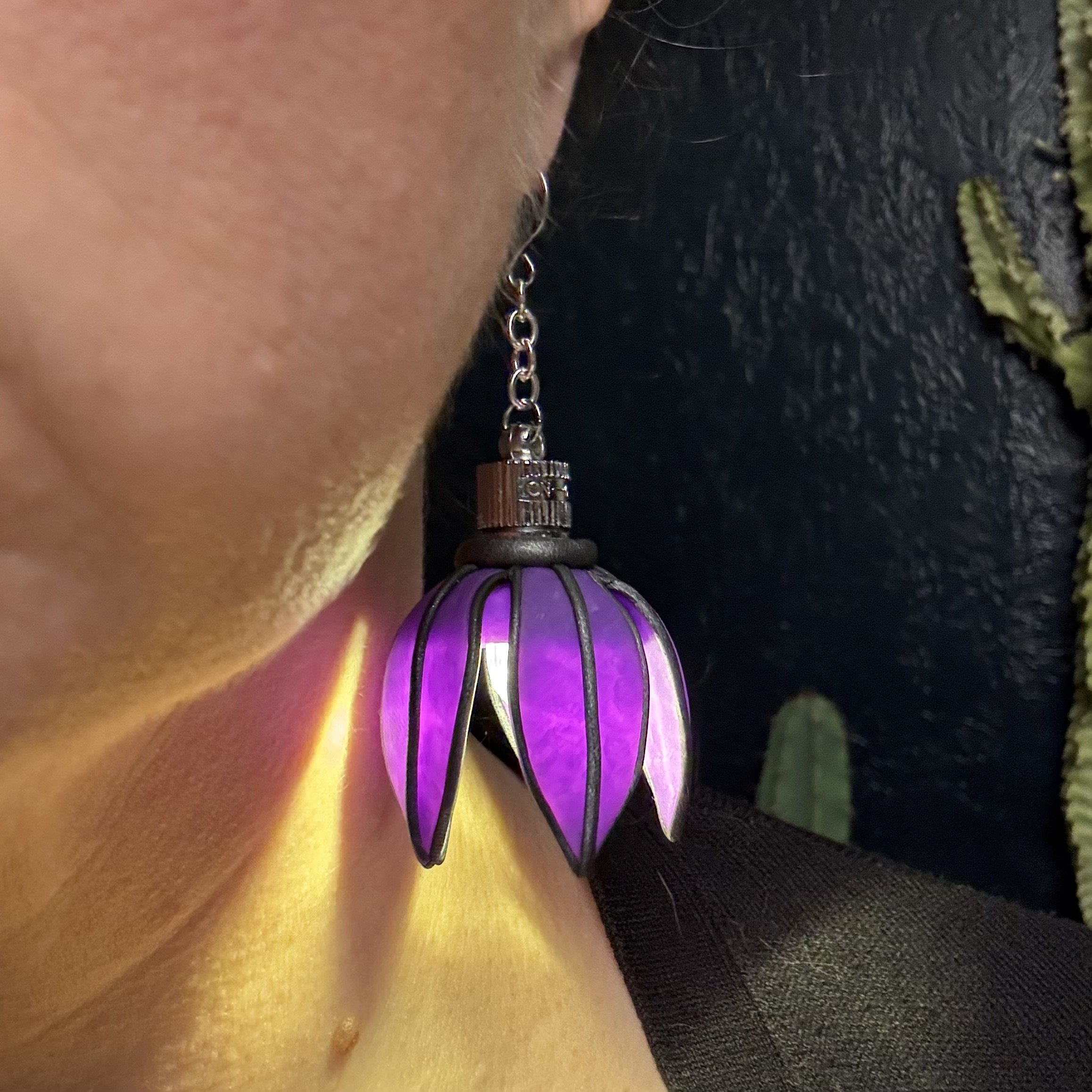Hand Leaded Purple Bell Flower Illuminated Earrings 36