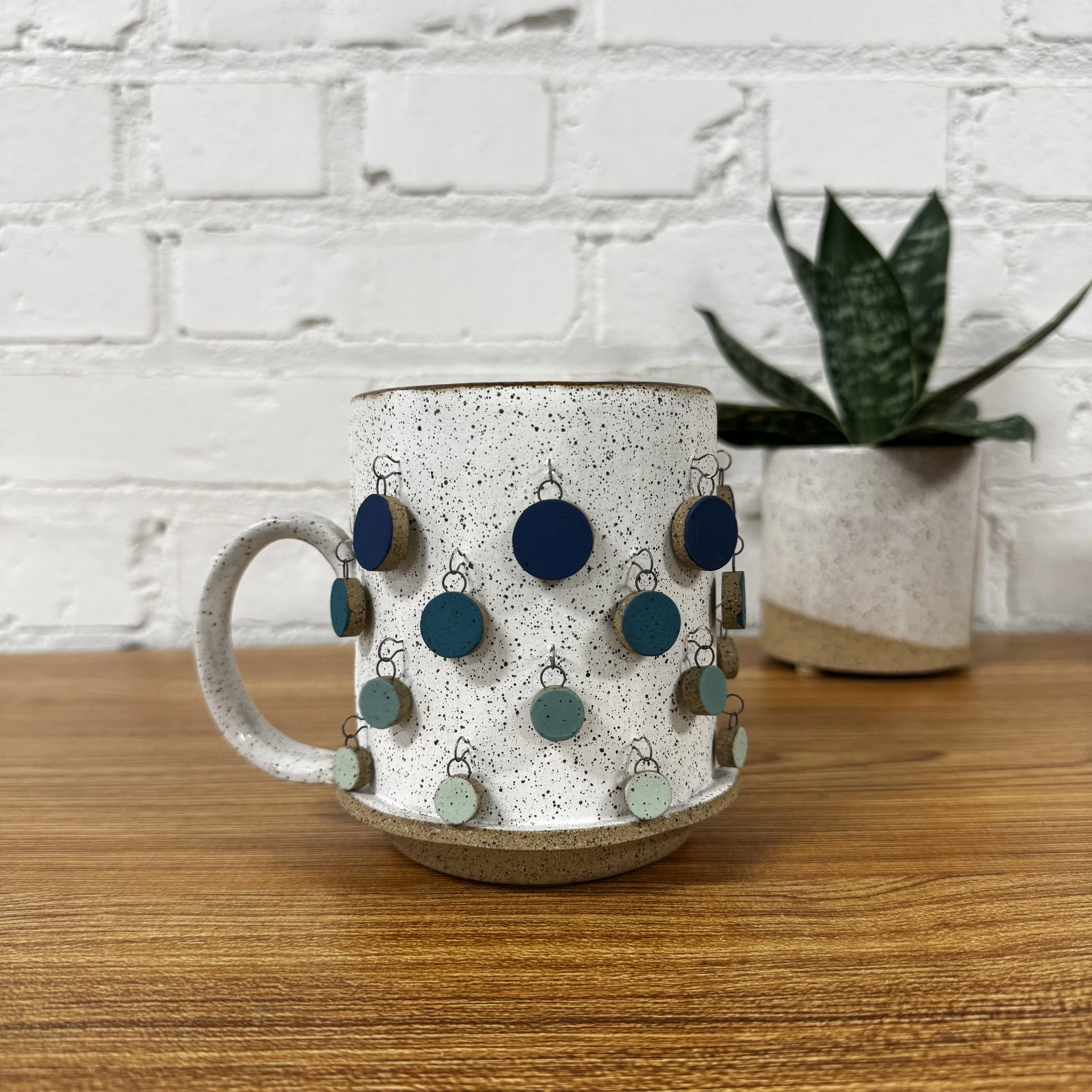 26- Blue Gradient Jingly Mug