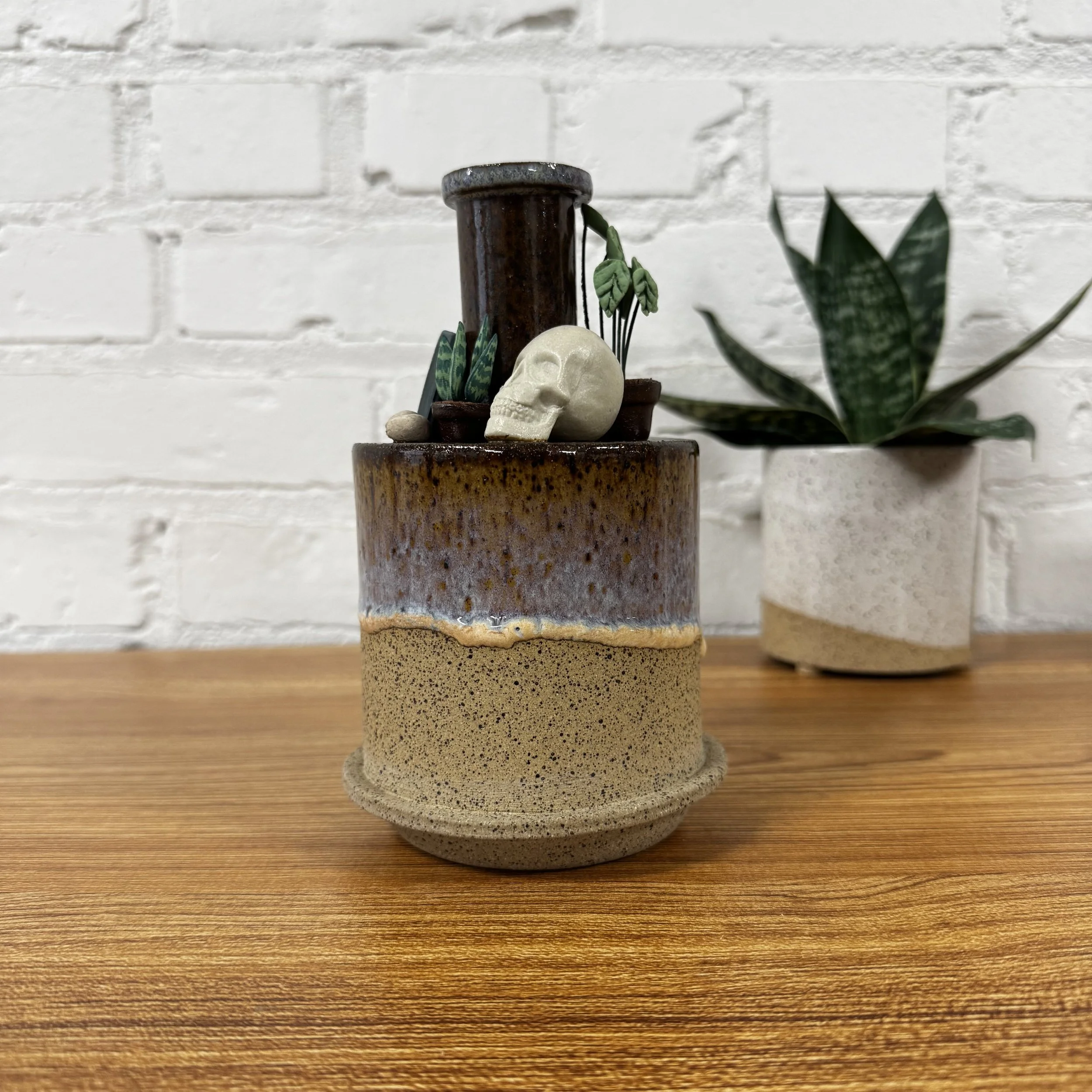 Shelfie Oddities Vase