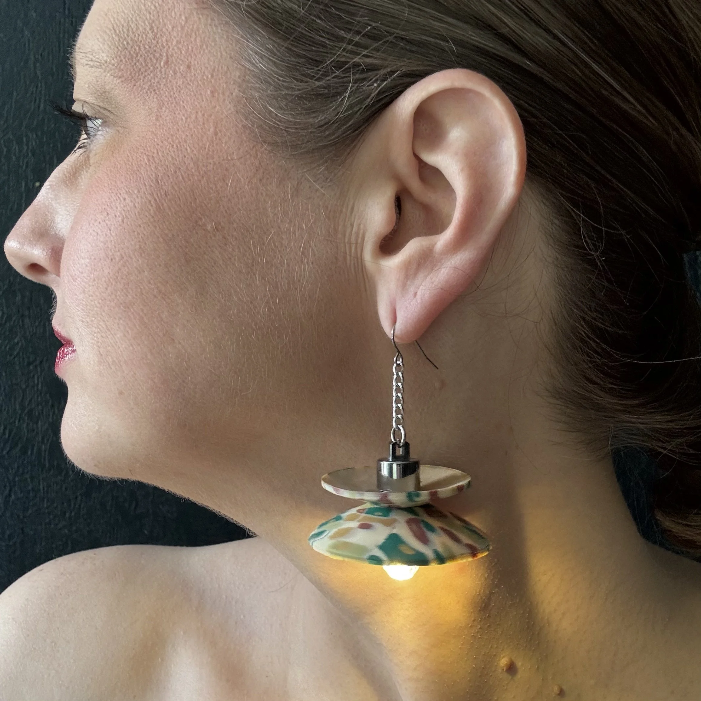 2 Tier Pattern Illuminated Earrings