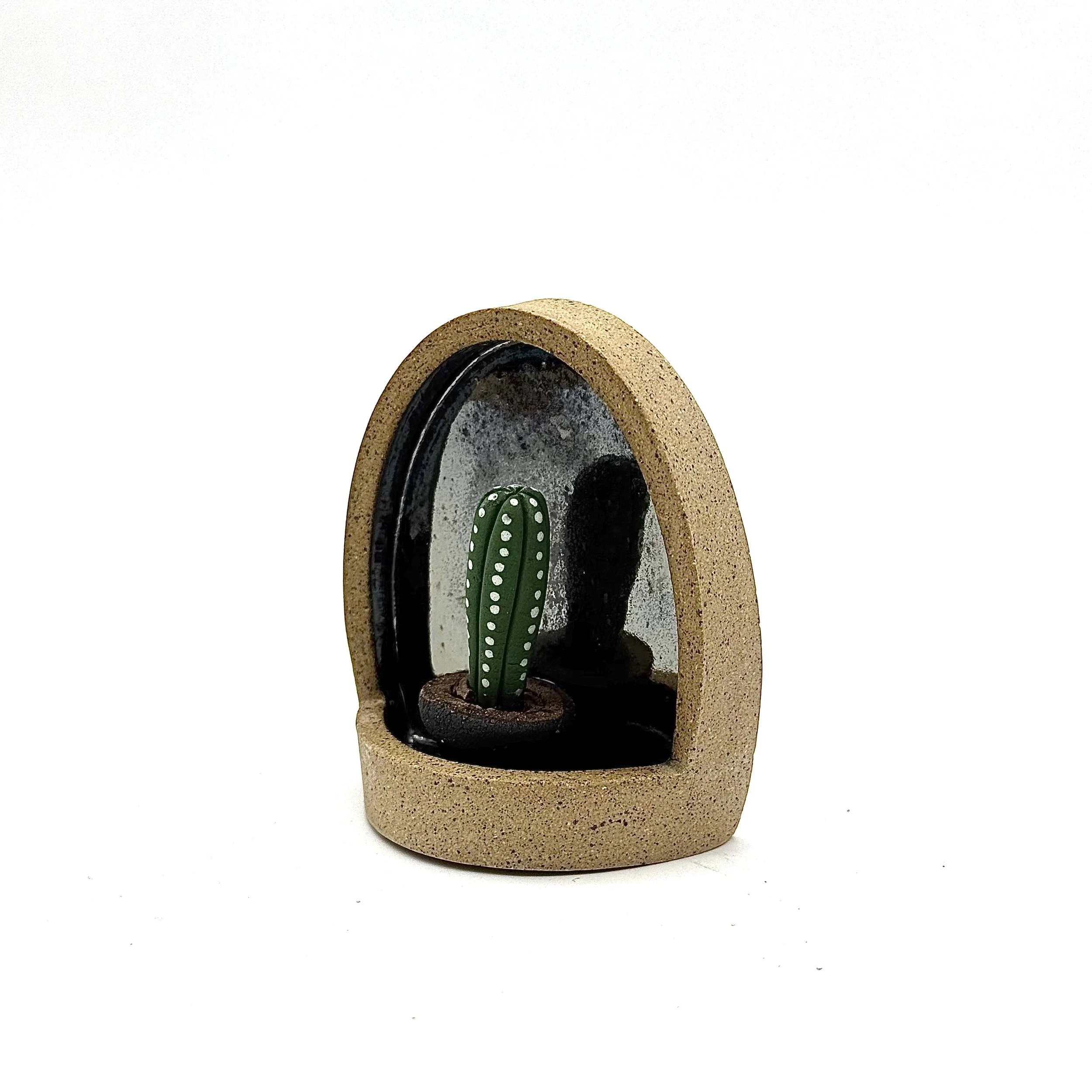 79- Small Tapered Parabolic Wall Hanging Arch with Cactus