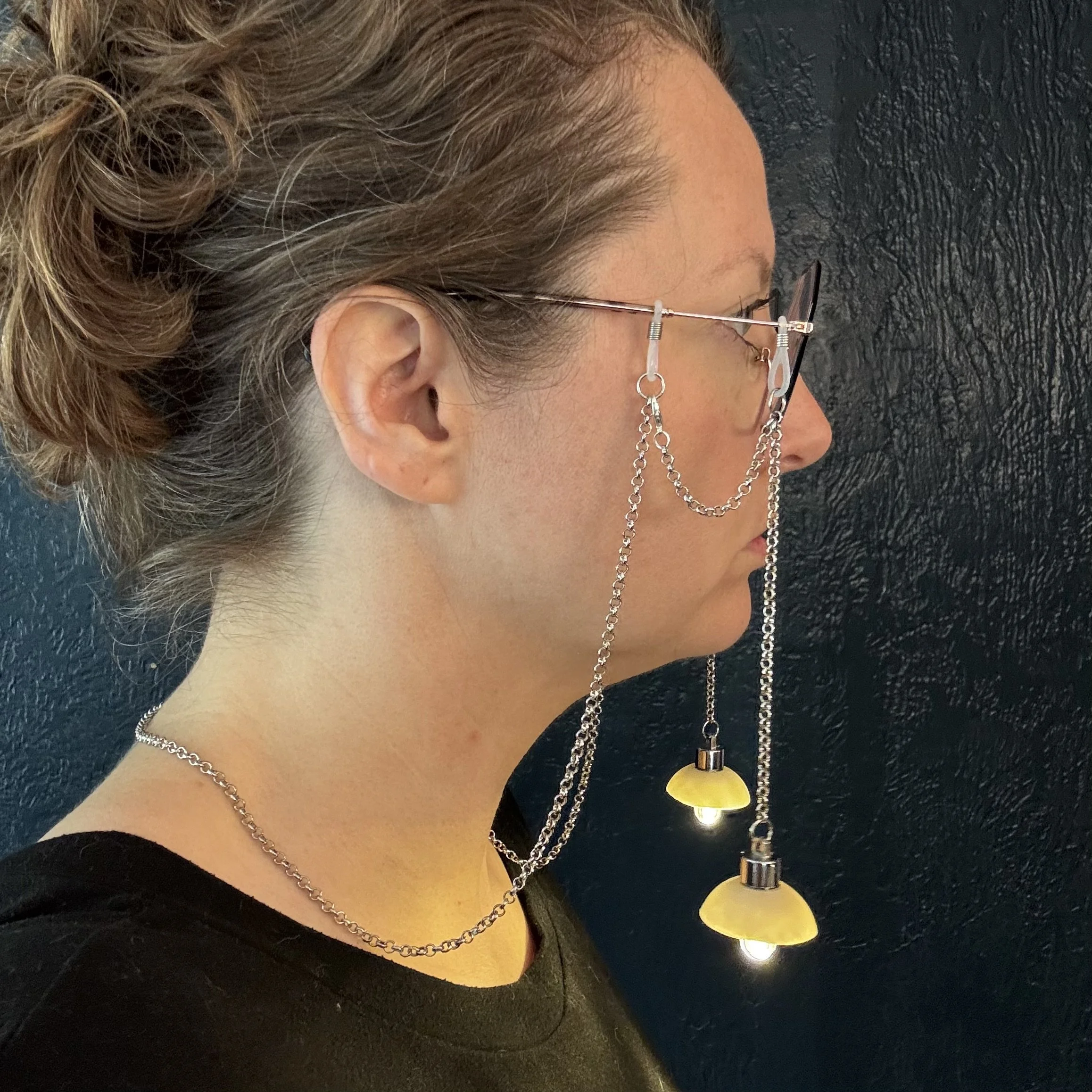 1- PREORDER Illuminated Glasses Chain (Ships in 6-8 weeks)