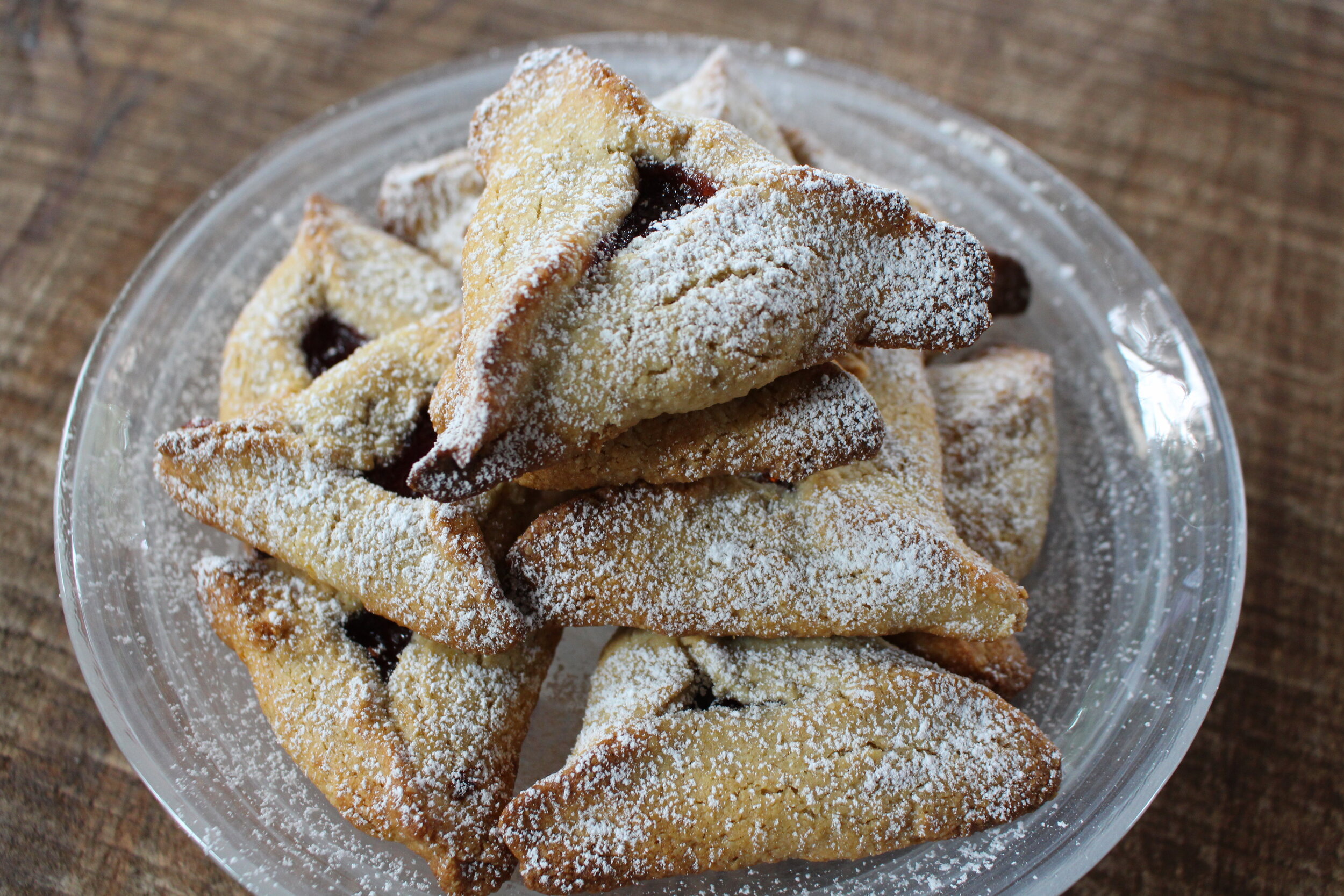 Lemon-Hint Hamantaschen