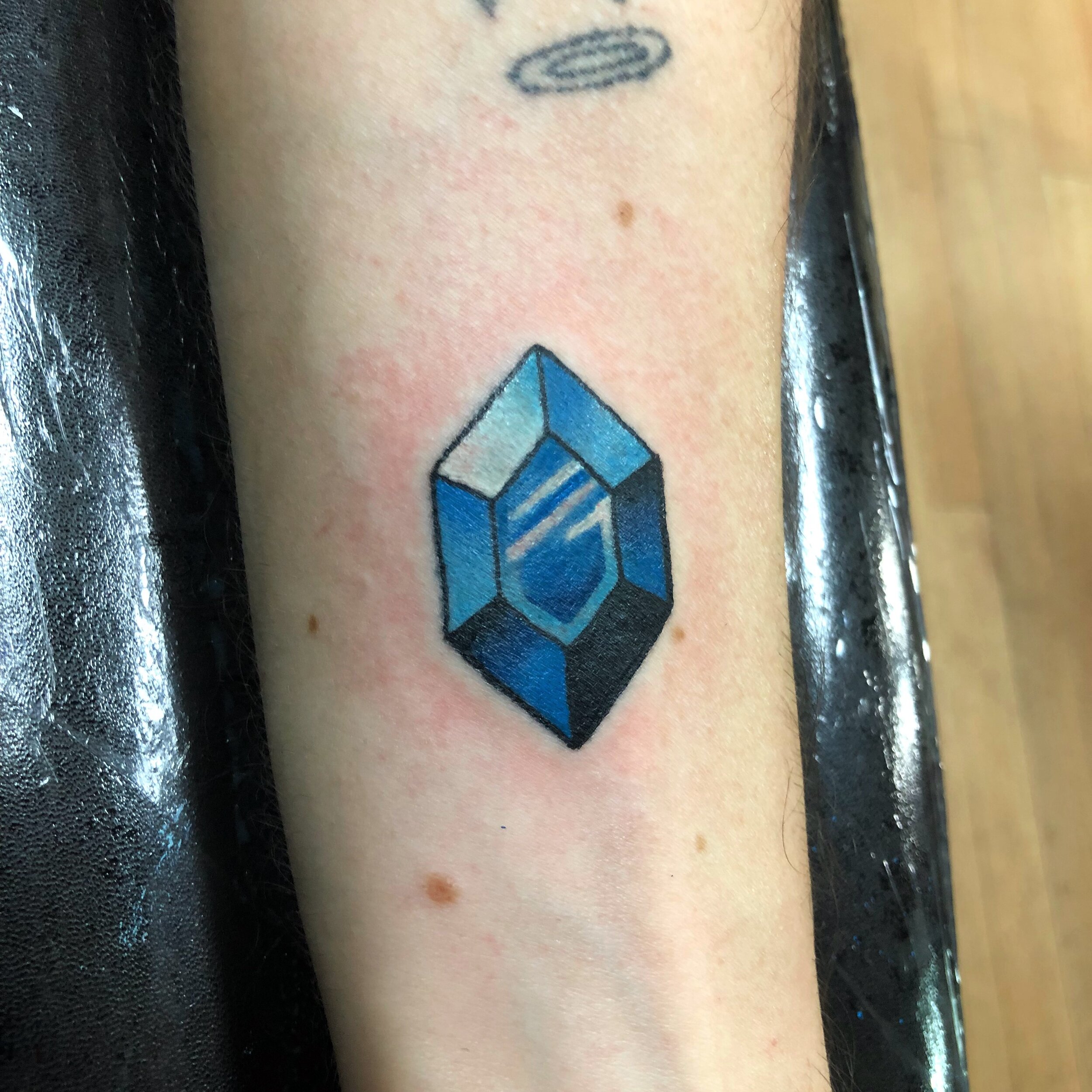  Legend of Zelda — Blue Rupee (5), color tattoo 