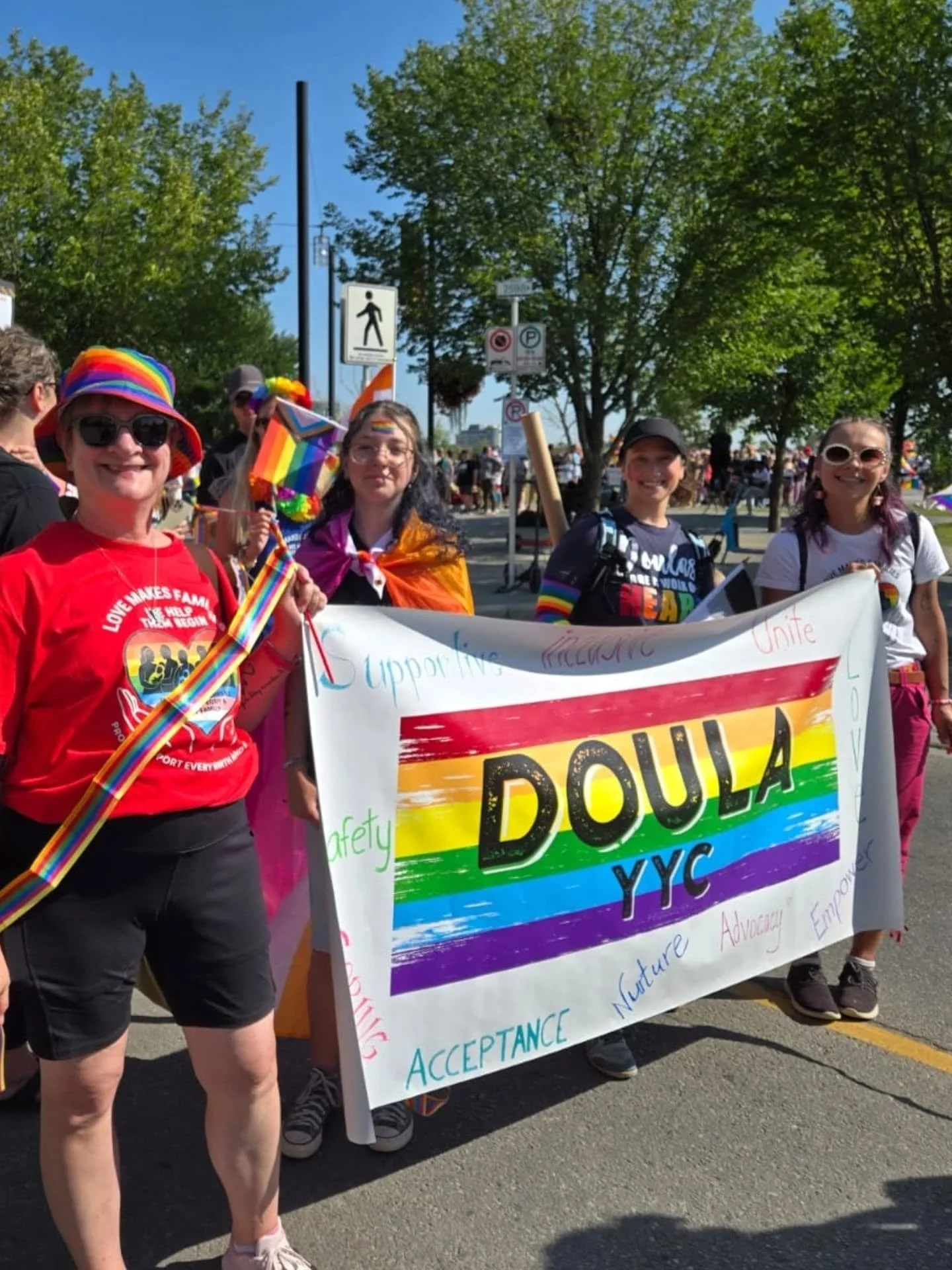 Today our YYC doulas &amp;  community  showed up in celebration, in solidarity, and in love 🌈

#CalgaryDoulaAssociation #calgarydoulas #allyshipmatters #birthadvocate