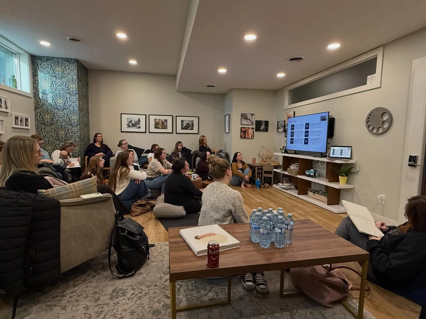 So many Calgary Doula Association Members joined in person and online to learn about the NICU and the journeys families go through when their baby needs to stay in the NICU, with the one and only Mary!  @thenicutranslator  Thank you for the amazing p