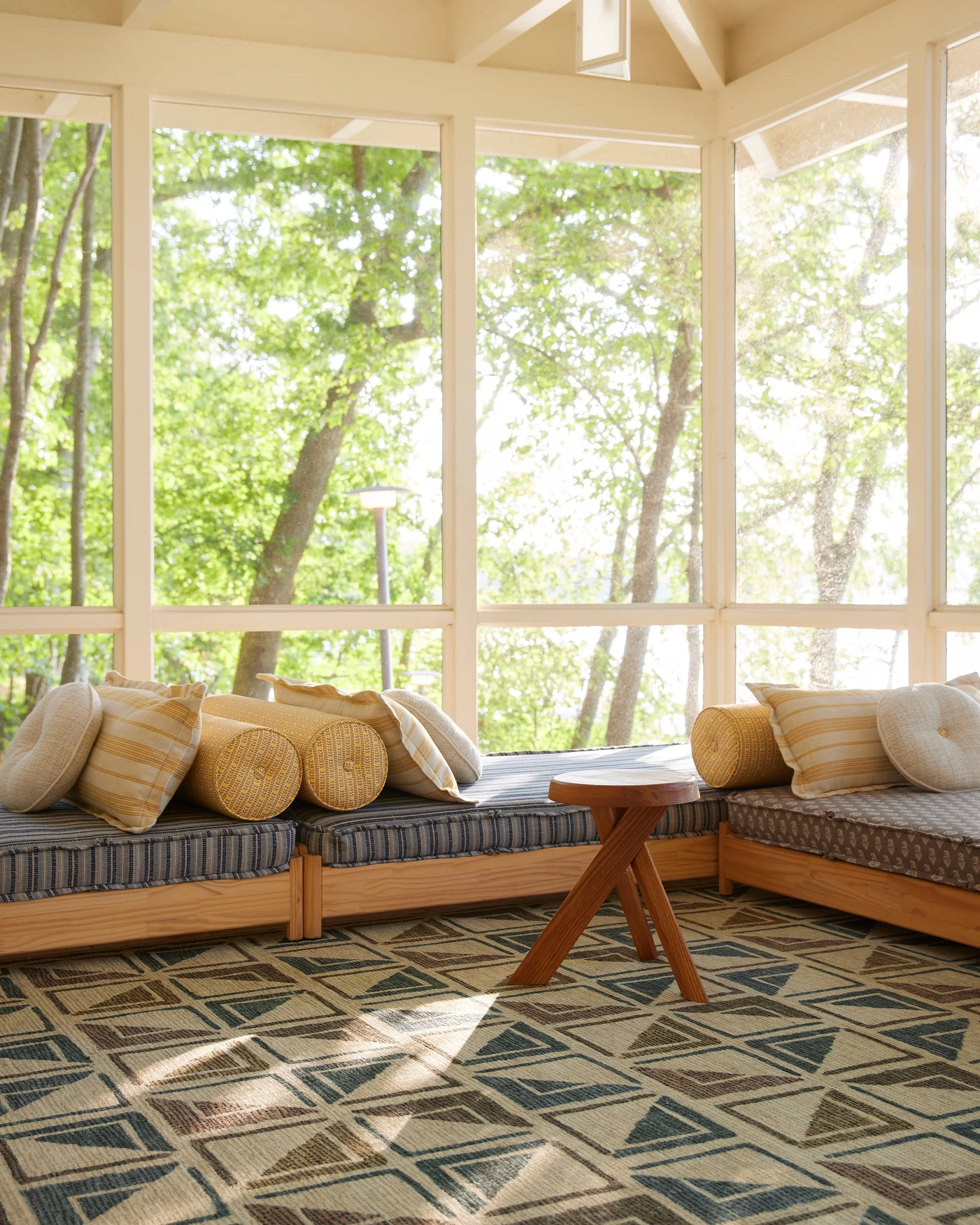 ROOM S-230808ARCH-Jessica-Jubelirer-3295_ARCHITECTURAL DIGEST VESTA NEUTRAL MULTICOLOR 81 FLAT.jpeg