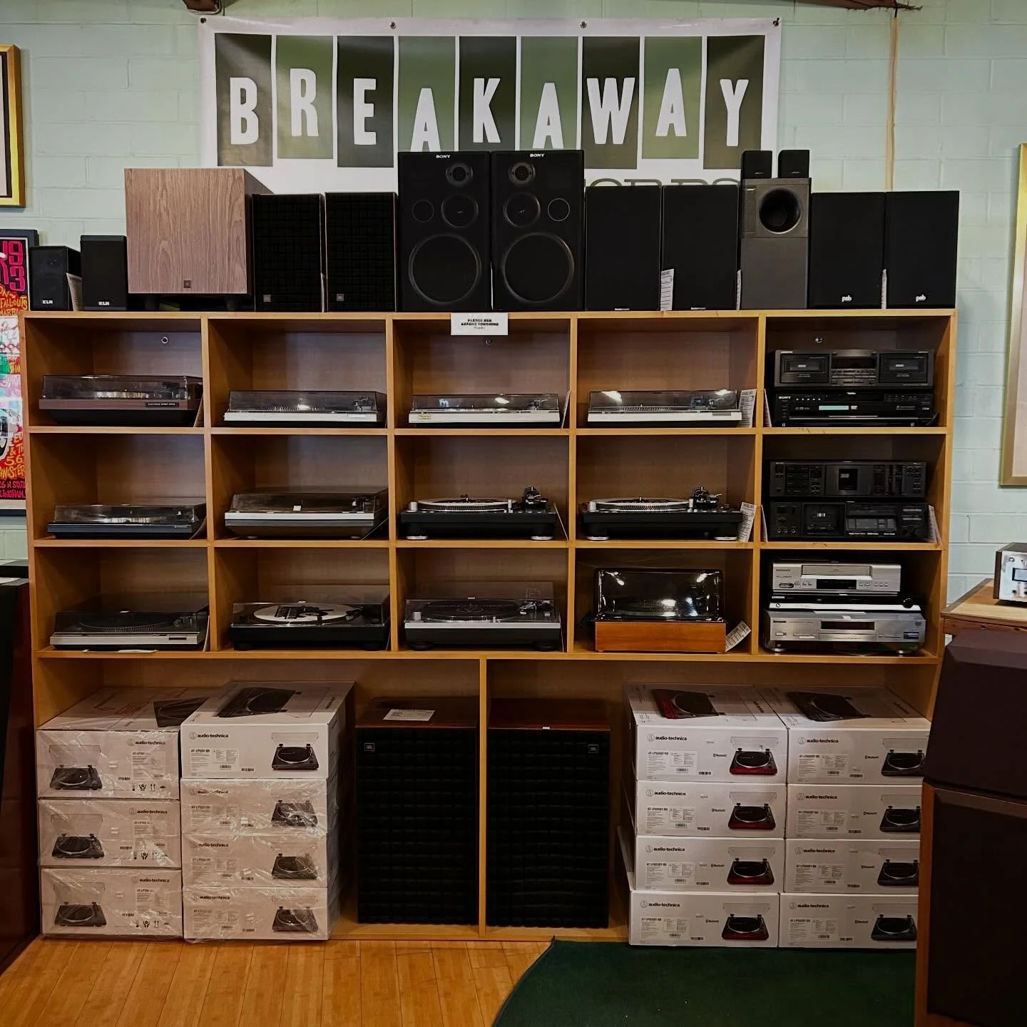 USED GEAR SALE!! All weekend 20% off ALL USED gear. Turntables, speakers, receivers, tape decks, DVD/CD players!! Get off the fence and buy those giant speakers already. Saturday &amp; Sunday 12/13 &amp; 12/14.