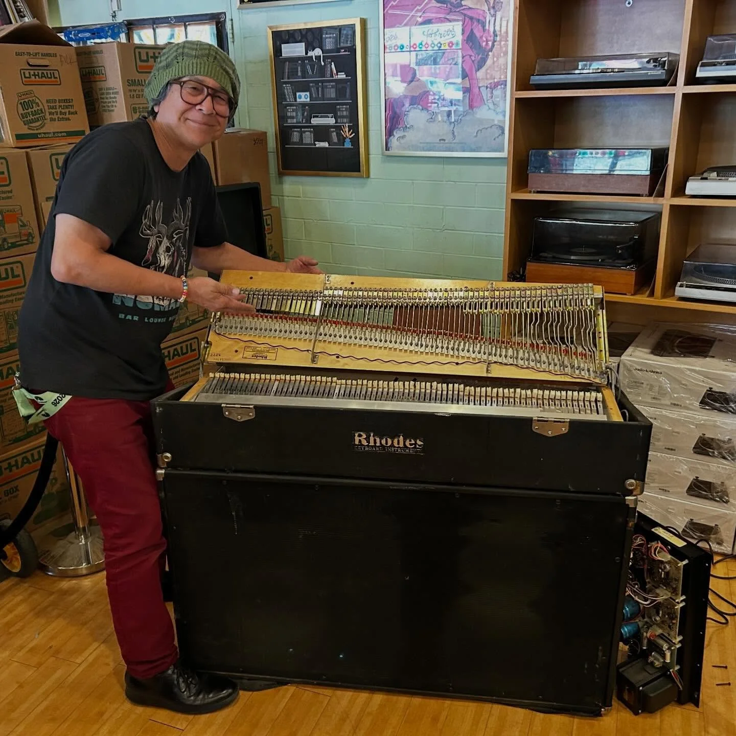 Mark&rsquo;s Keyboard Repair. Like for real.
@moneymark #keyboardmoneymark #markskeyboardrepair #fenderrhodes