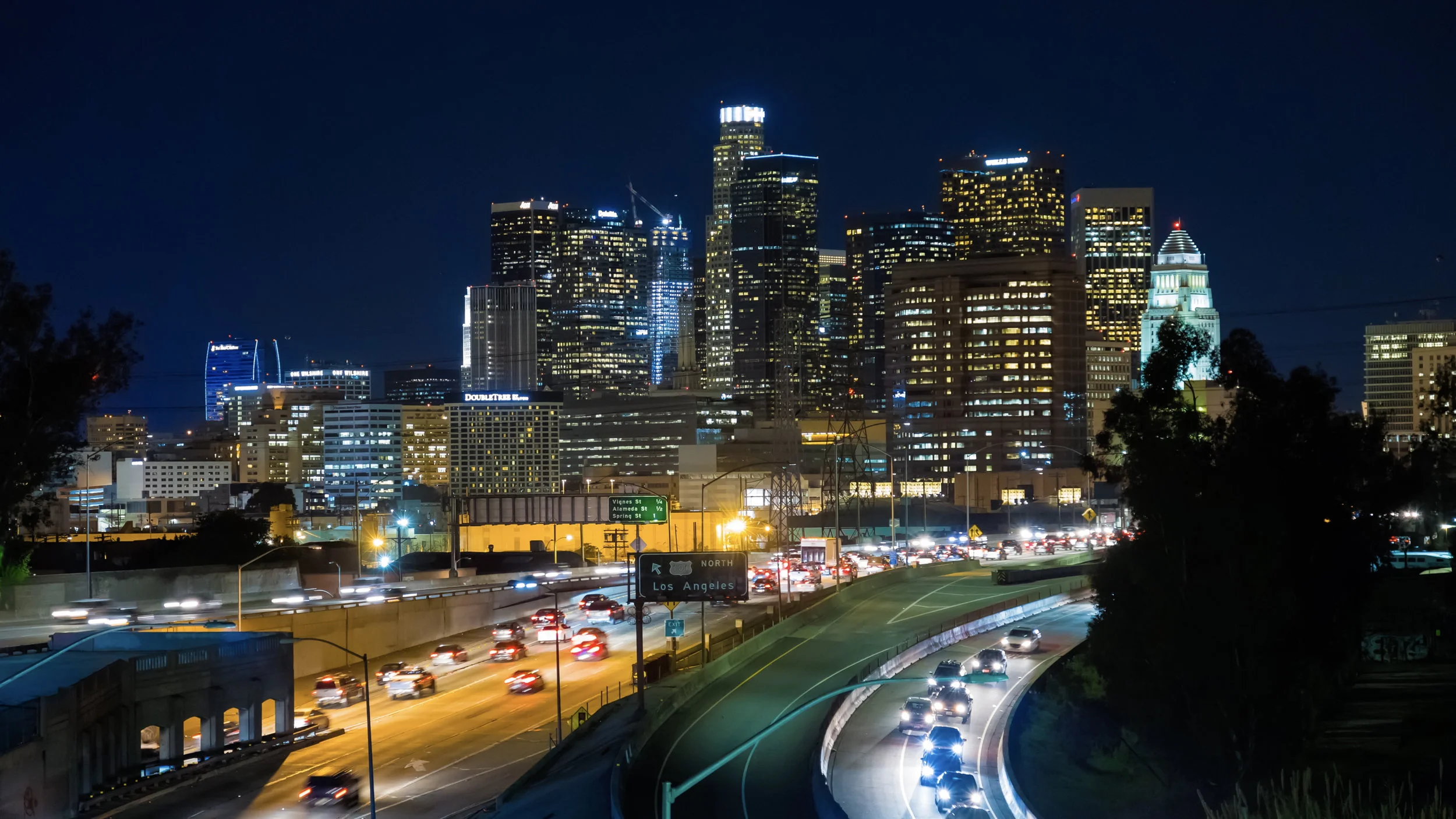 Downtown Los Angeles Skyline and 101 North Freeway.jpg