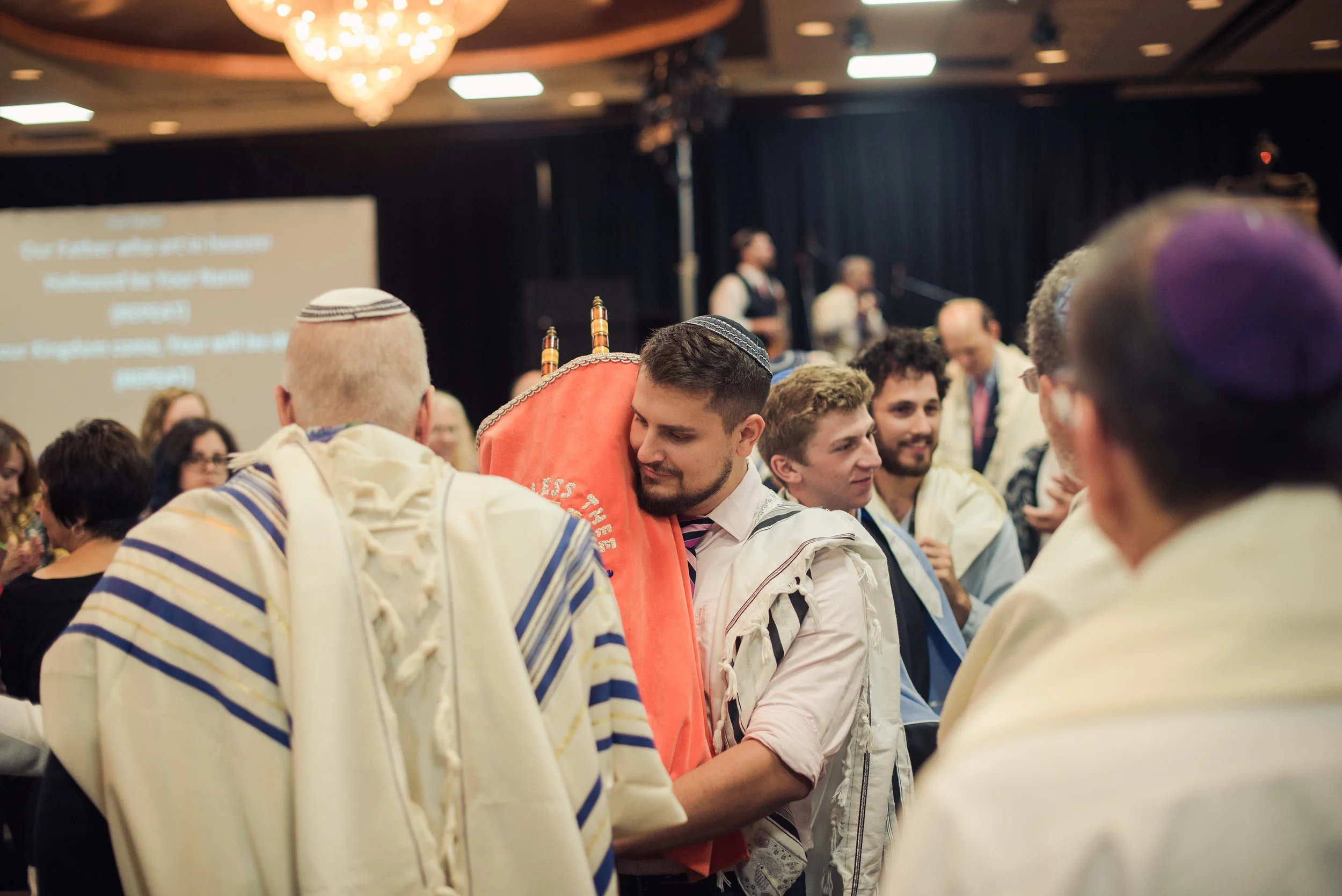 torah procession3.jpg