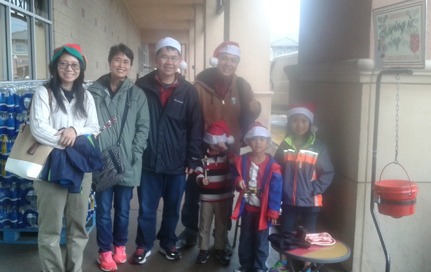 SALVATION ARMY CHRISTMAS BELL RINGING