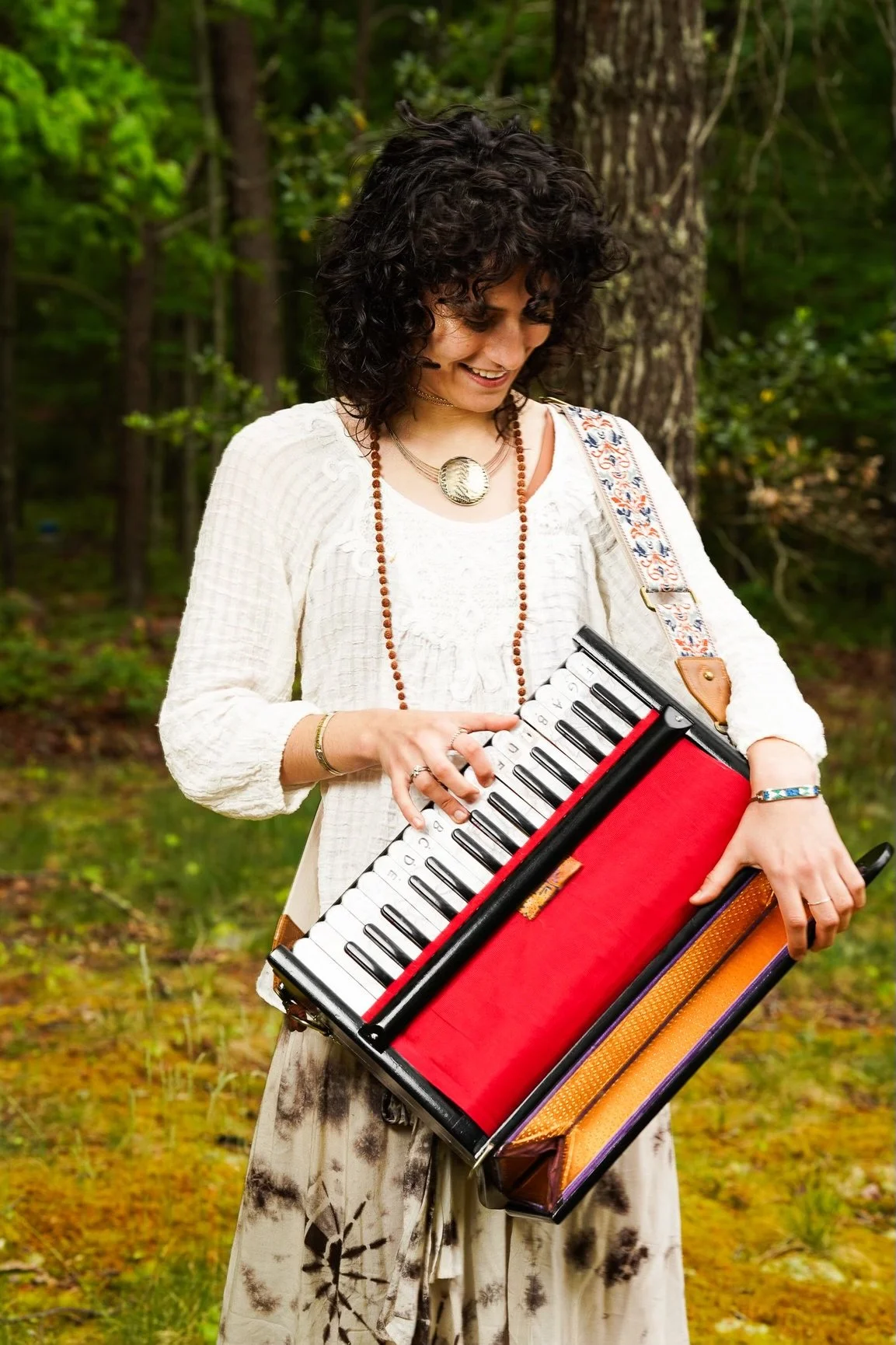 KIRTAN ~  with Parashakti &amp; Sadhu