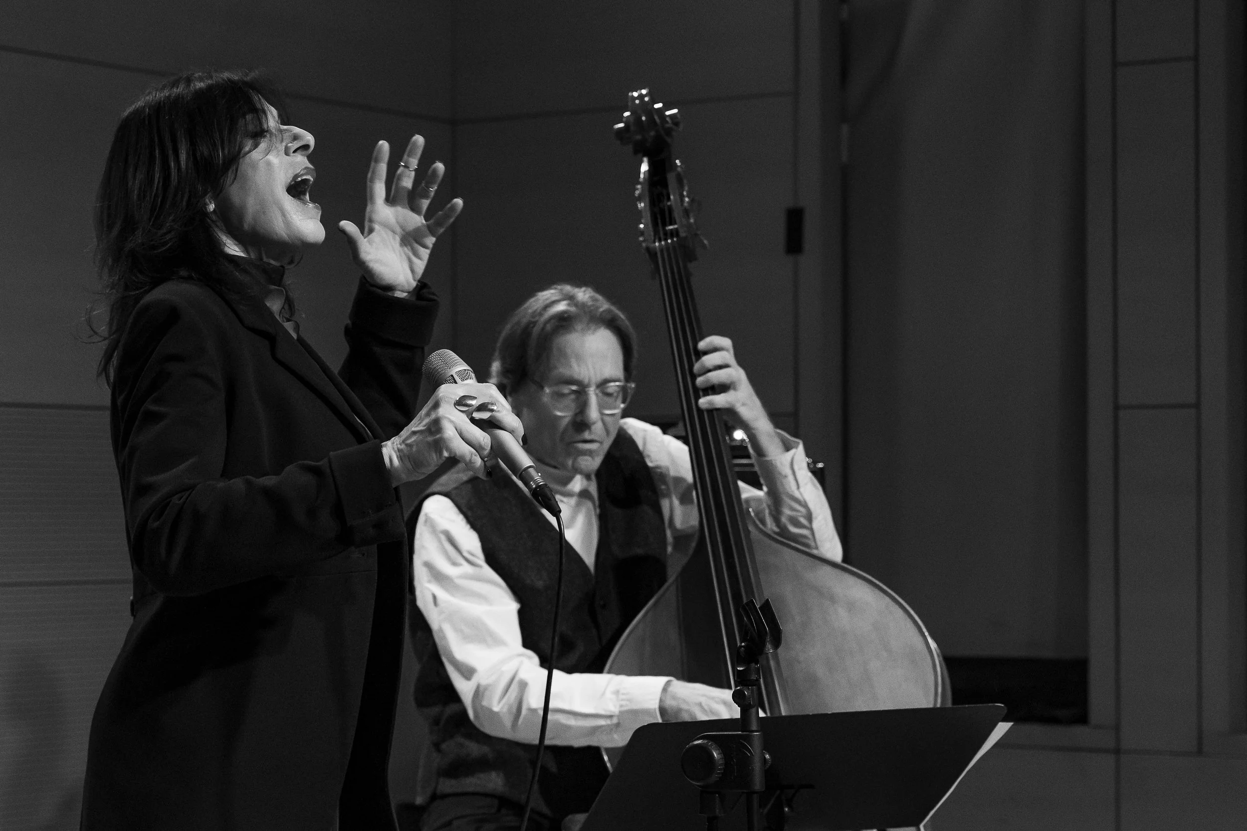 MARILENA PARADISI / BOB NIESKE: Here and Now — The Lilypad