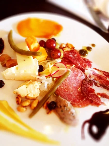 charchuterieplate.jpg