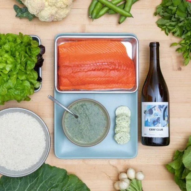 Fish kits here get your fish kits!⁠
⁠
Place your order today for Thursday pick up or delivery and Win The Weekend!⁠
⁠
Lens: @dines.co