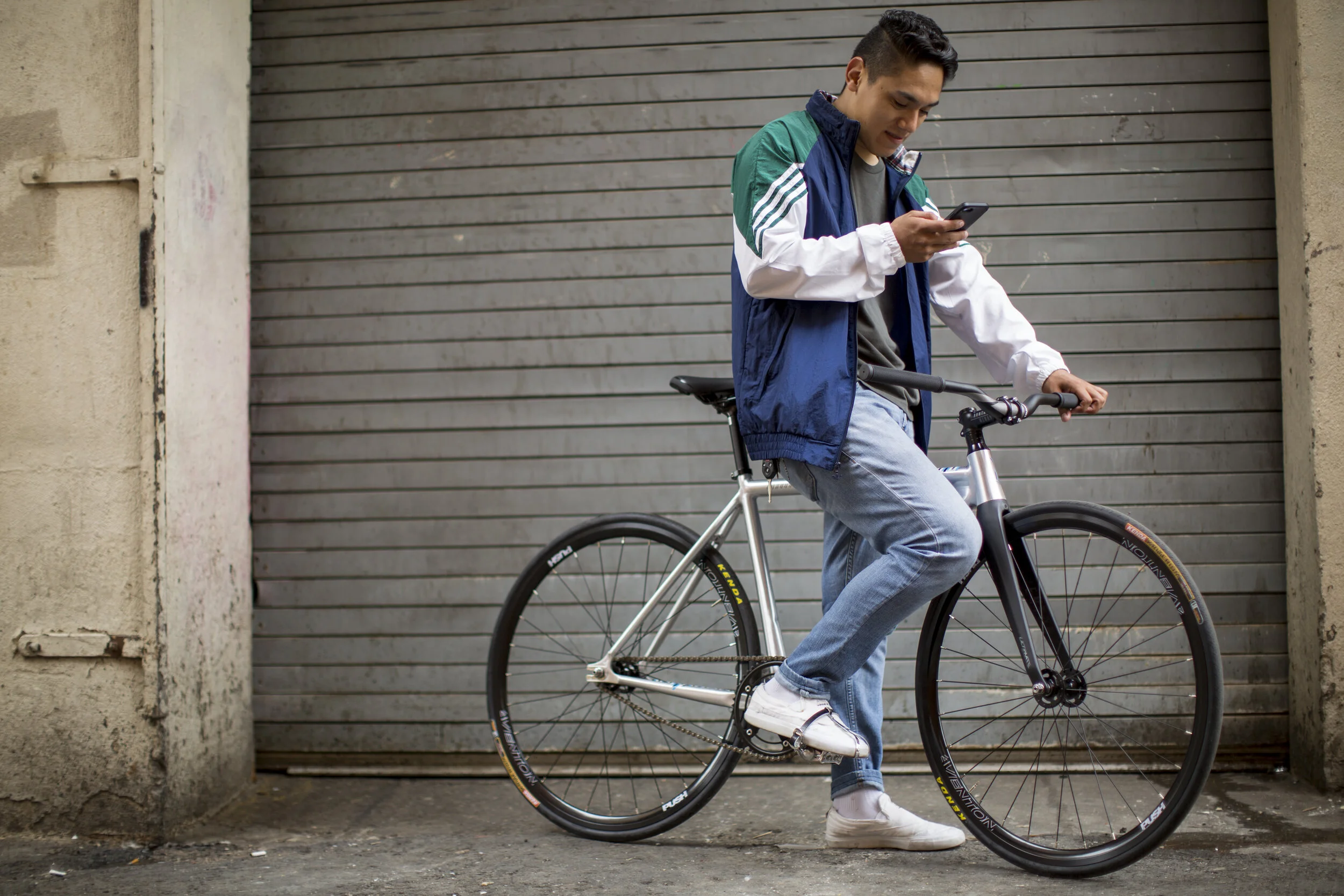 2018_Aventon_Cordoba_StreetBundle_DTR_10.11.18_LifestylePhotos_019.jpg
