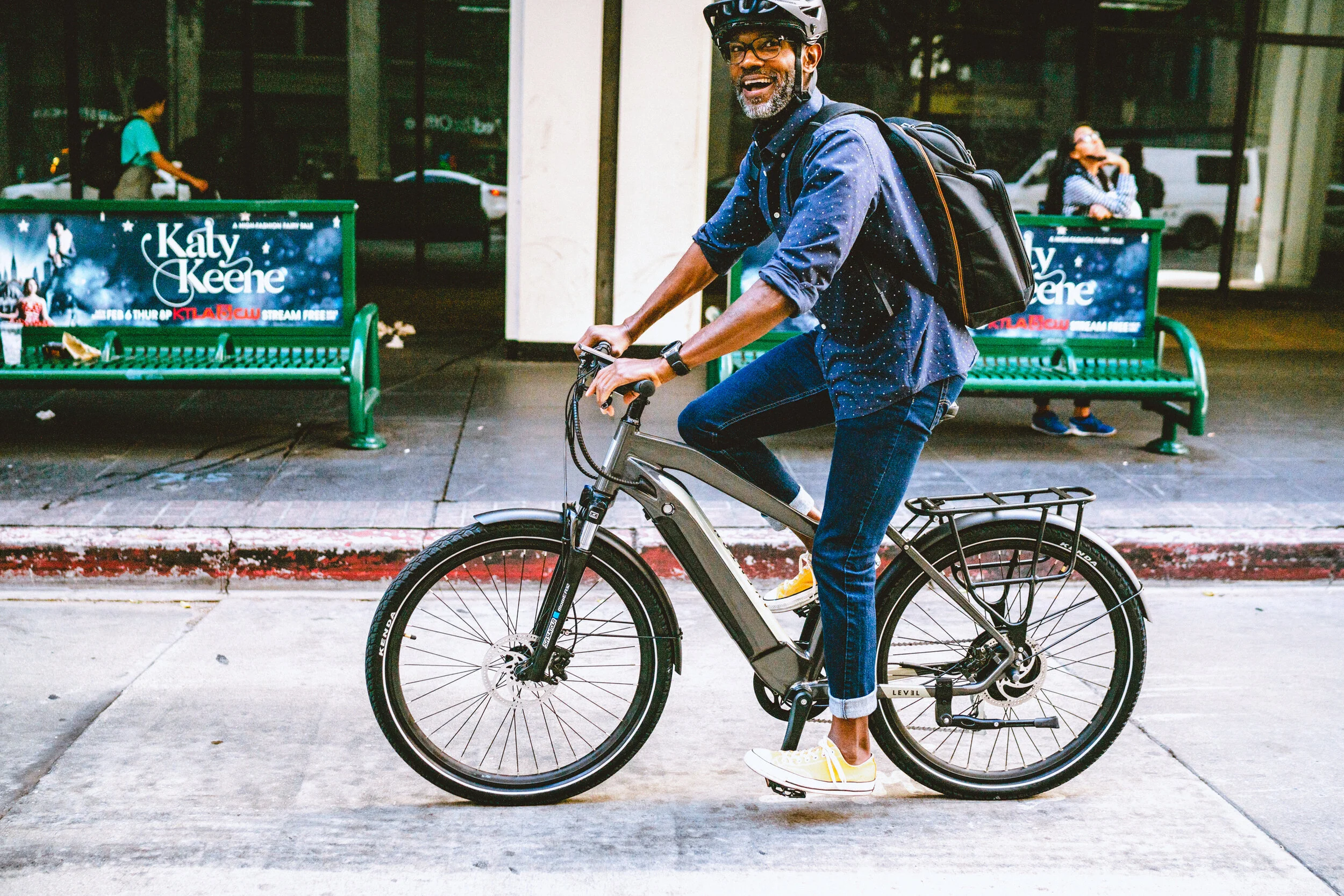 2020_Aventon_Level_DTLA_01.02.20_LifestylePhotos_096.jpg