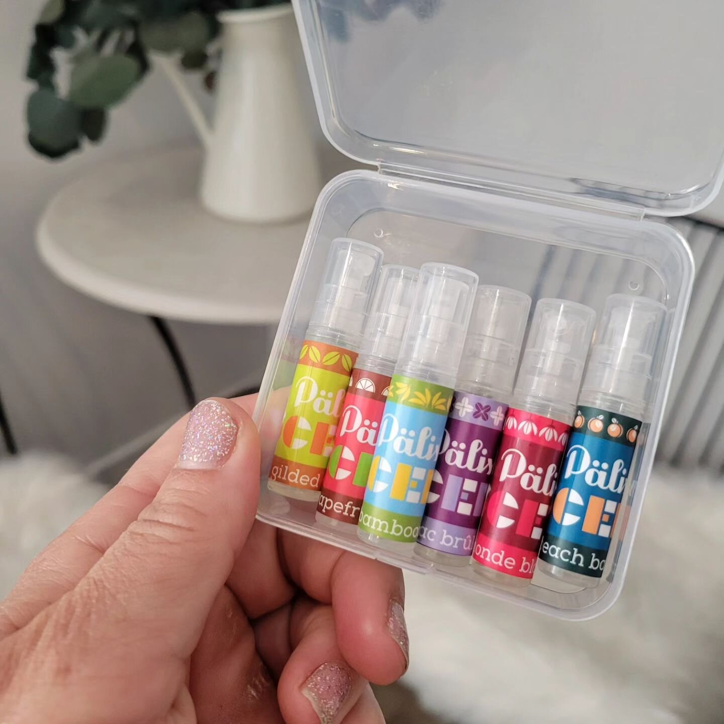 Something new is coming!!❣️❣️
.
Sometimes it just takes one person saying something to ignite an idea. @cristinamtaylor
.
Its hard to smell my unique scents through a computer. 🤣 So, introducing the mini travel perfume sprays. 2 mL each in a set of 