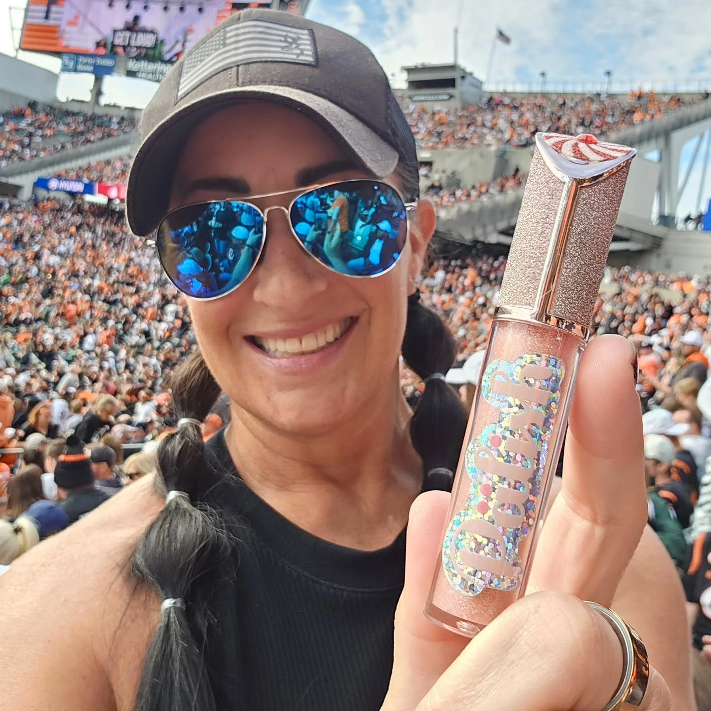 ✨ Back in Rotation: Peppermint Lip Gloss ✨
.
After a long summer season, I finally busted out my favorite &mdash; the Peppermint Lip Gloss!! 💋
Nothing beats that fresh peppermint chill and all-natural formula that keeps your lips soft, smooth, and h