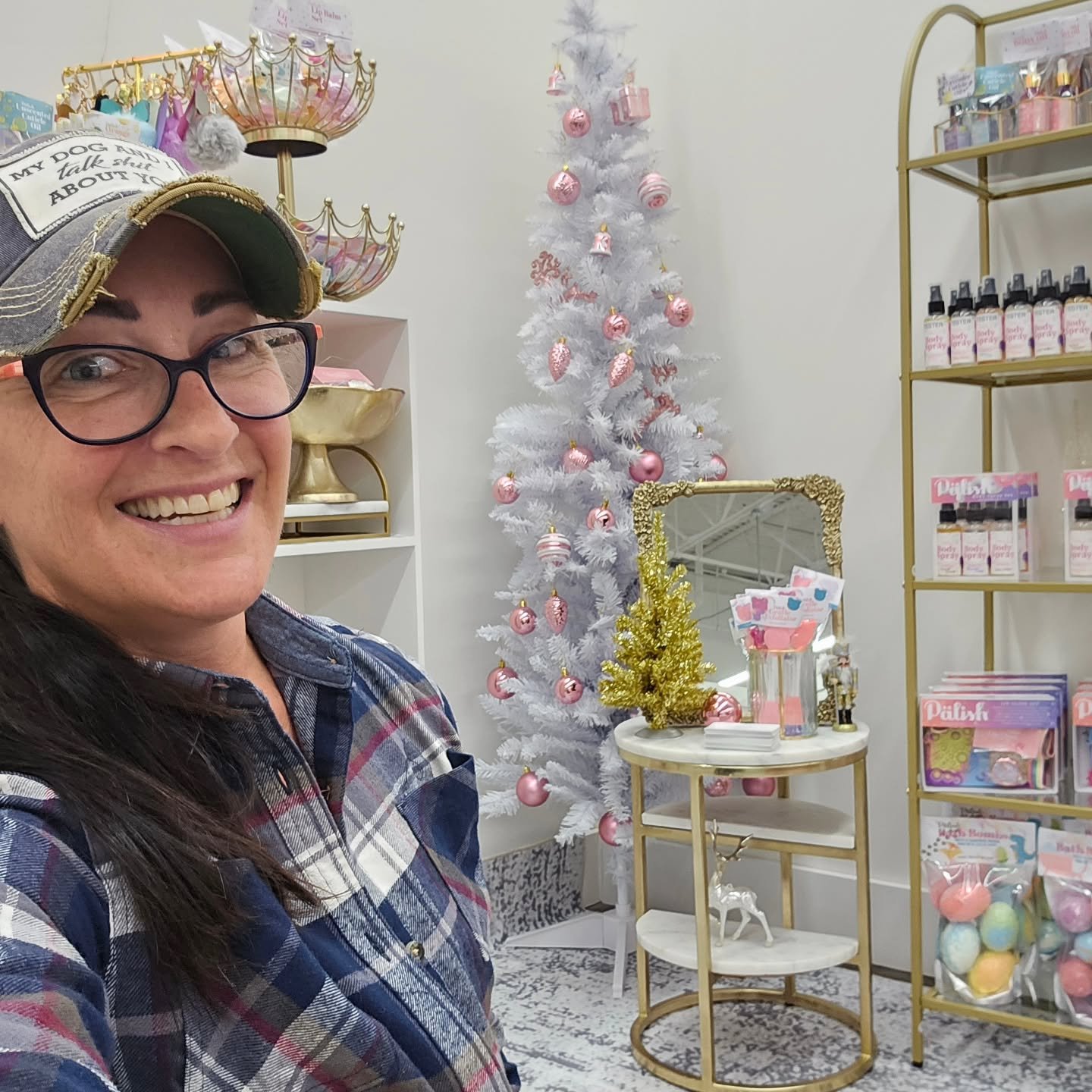 ✨ Here I am in my very first mini shop&hellip; with my very first little Christmas tree! 🎄💛
.
Stepping into the holiday season feels exciting and scary &mdash; and exciting and scary again. Putting yourself out there and hoping people connect with 
