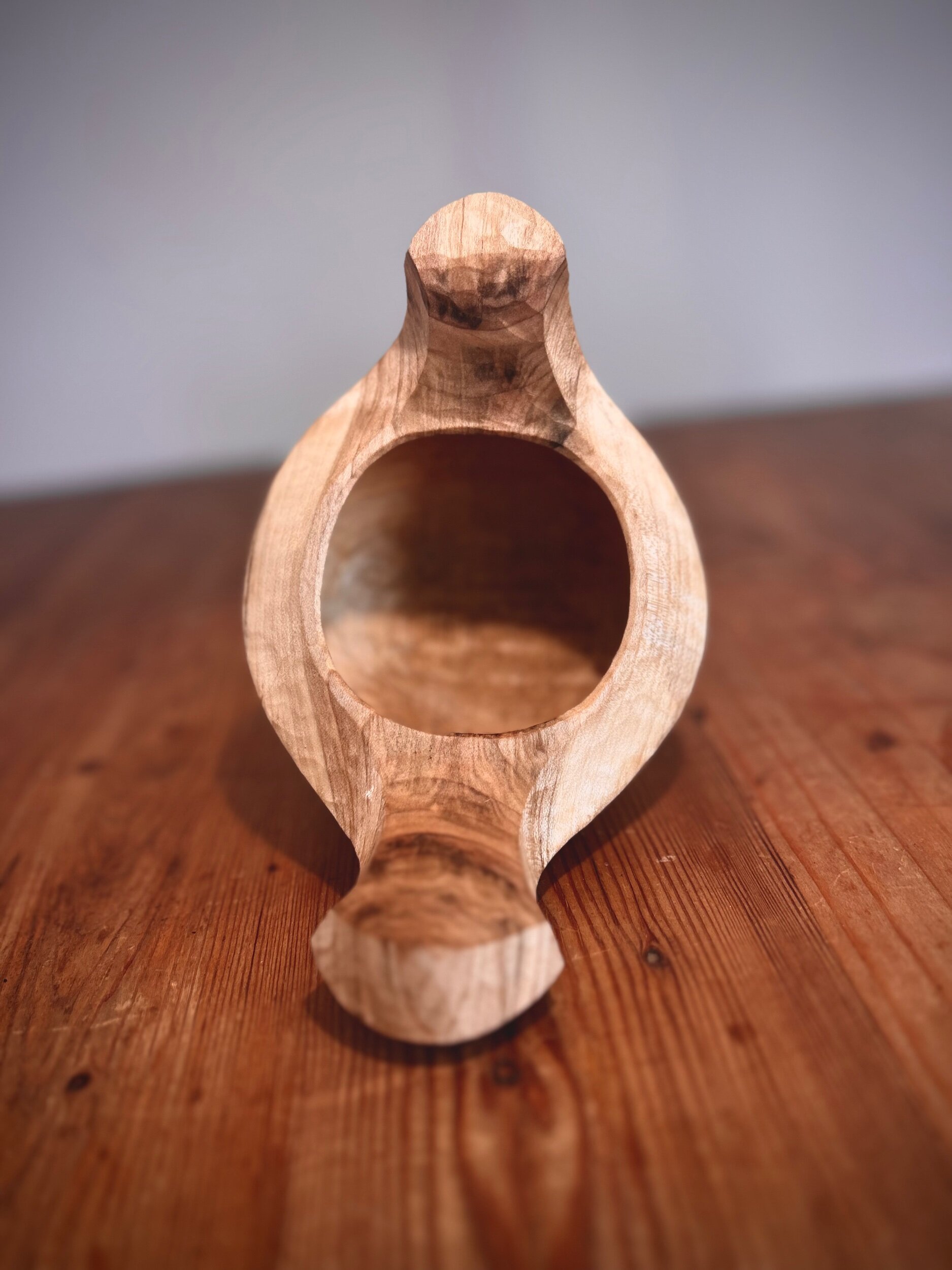 3E8E5649-F686-4CFB-8DB8-12788D6F2DFD