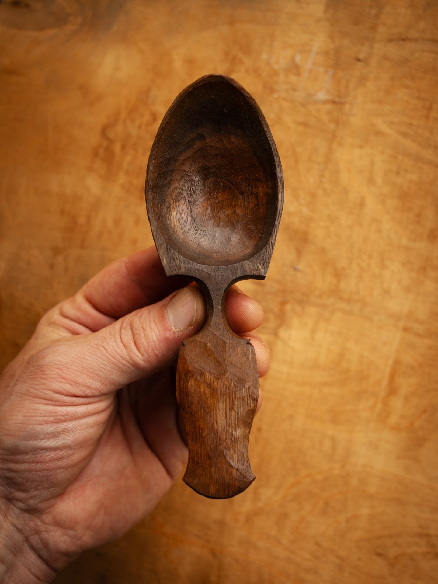 Black Walnut Pocket Spoon just listed.
 
 
 
 
  #spooncarving #greenwoodworking #kuksa #sloyd #spoons #handcraft #handmade #maker #kitchendecor #woodenspoons
#handcarved