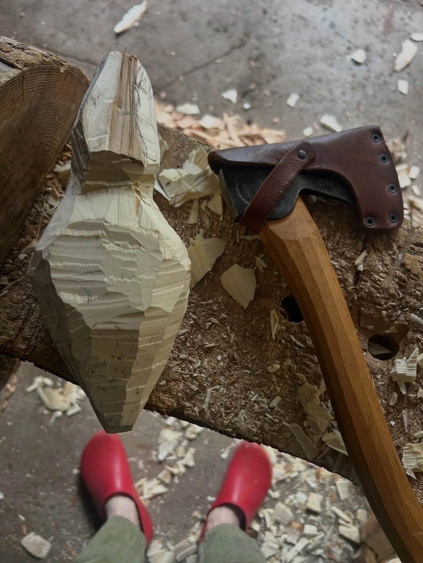 I need to carve more axe birds to hide around the yard.