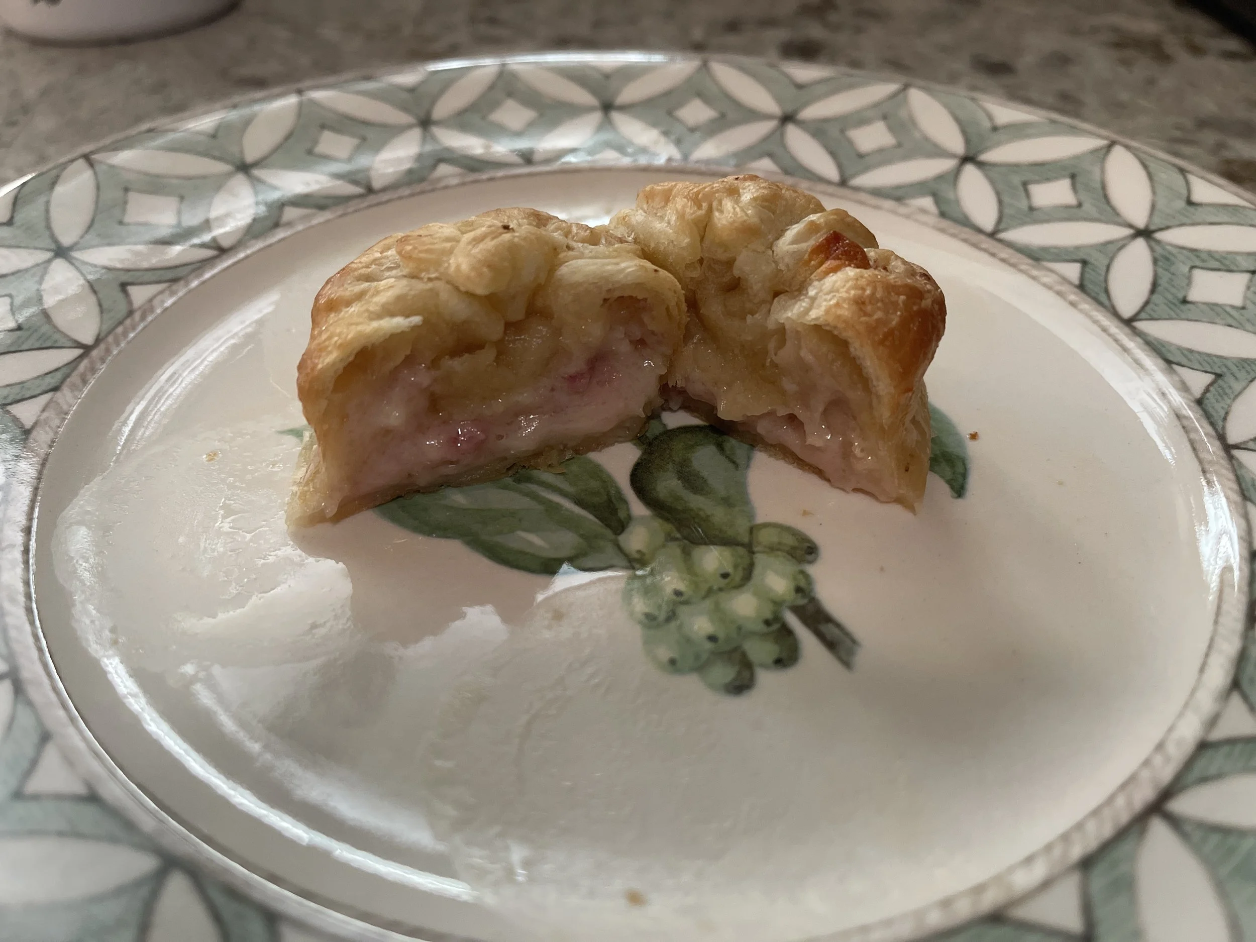 Goldbergs Classic Reuben Mini Pot Pies — World Food Traveler