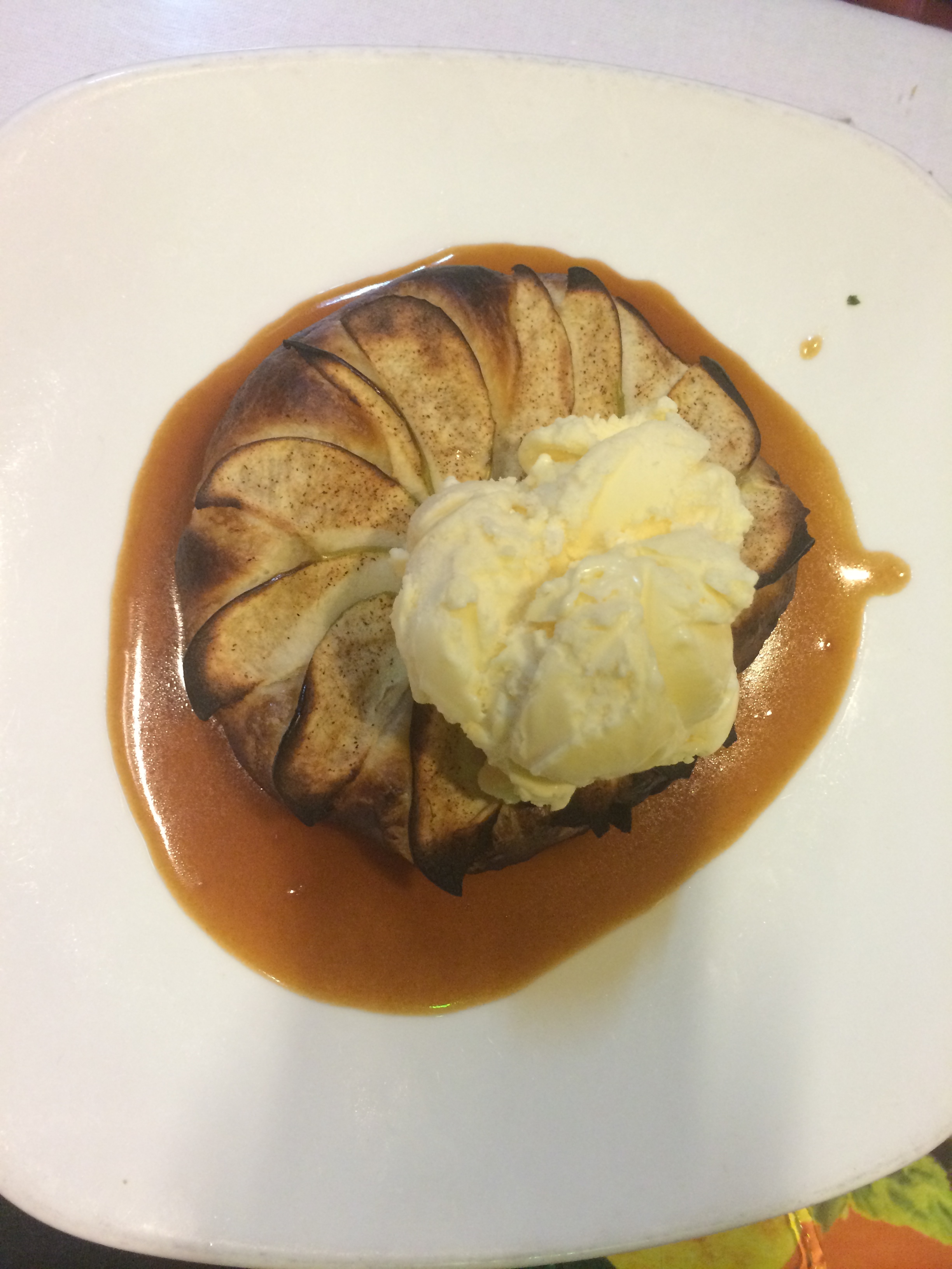 SANSEI’S “GRANNY SMITH” APPLE TART