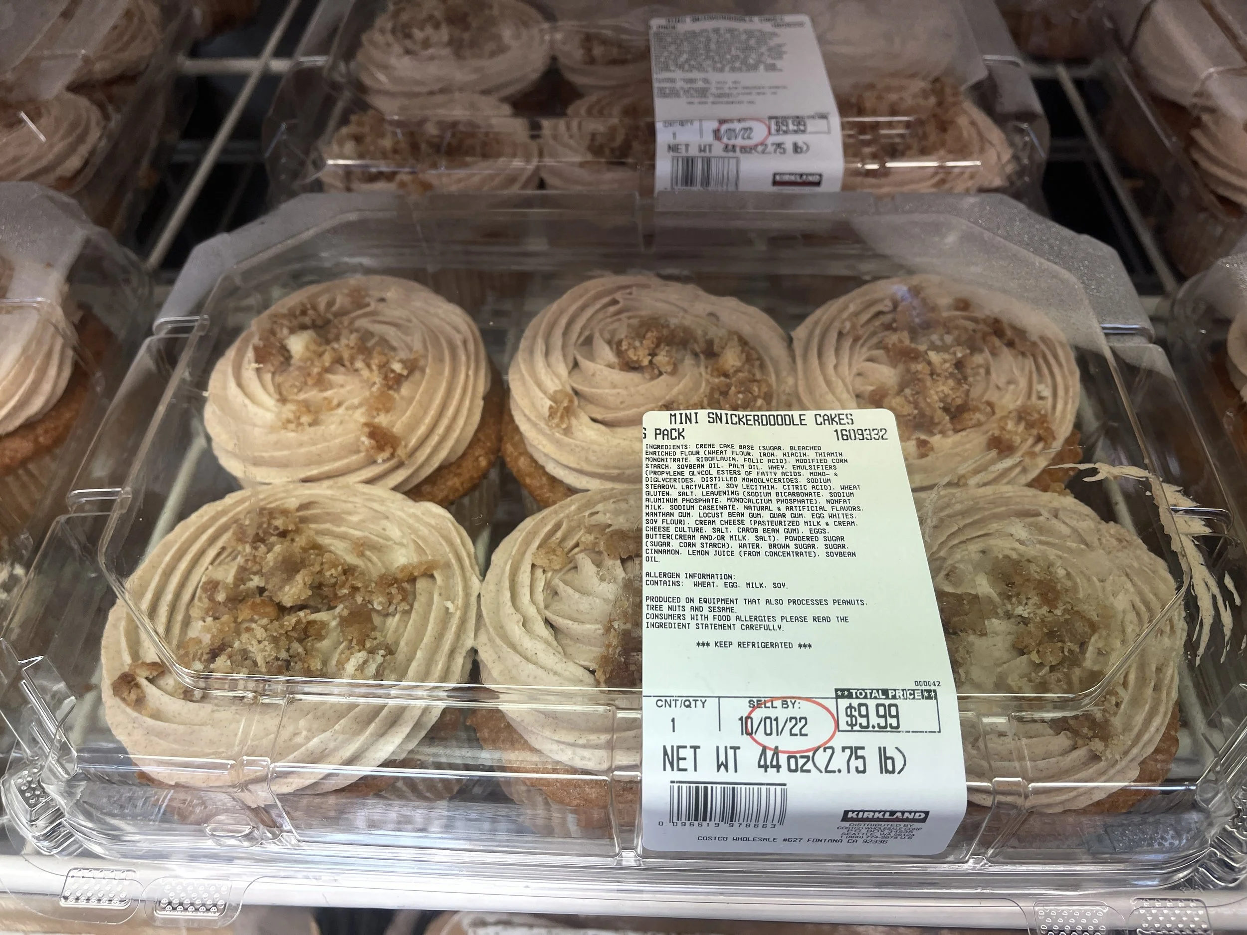 Costco Bakery mini Snickerdoodle Cake — World Food Traveler