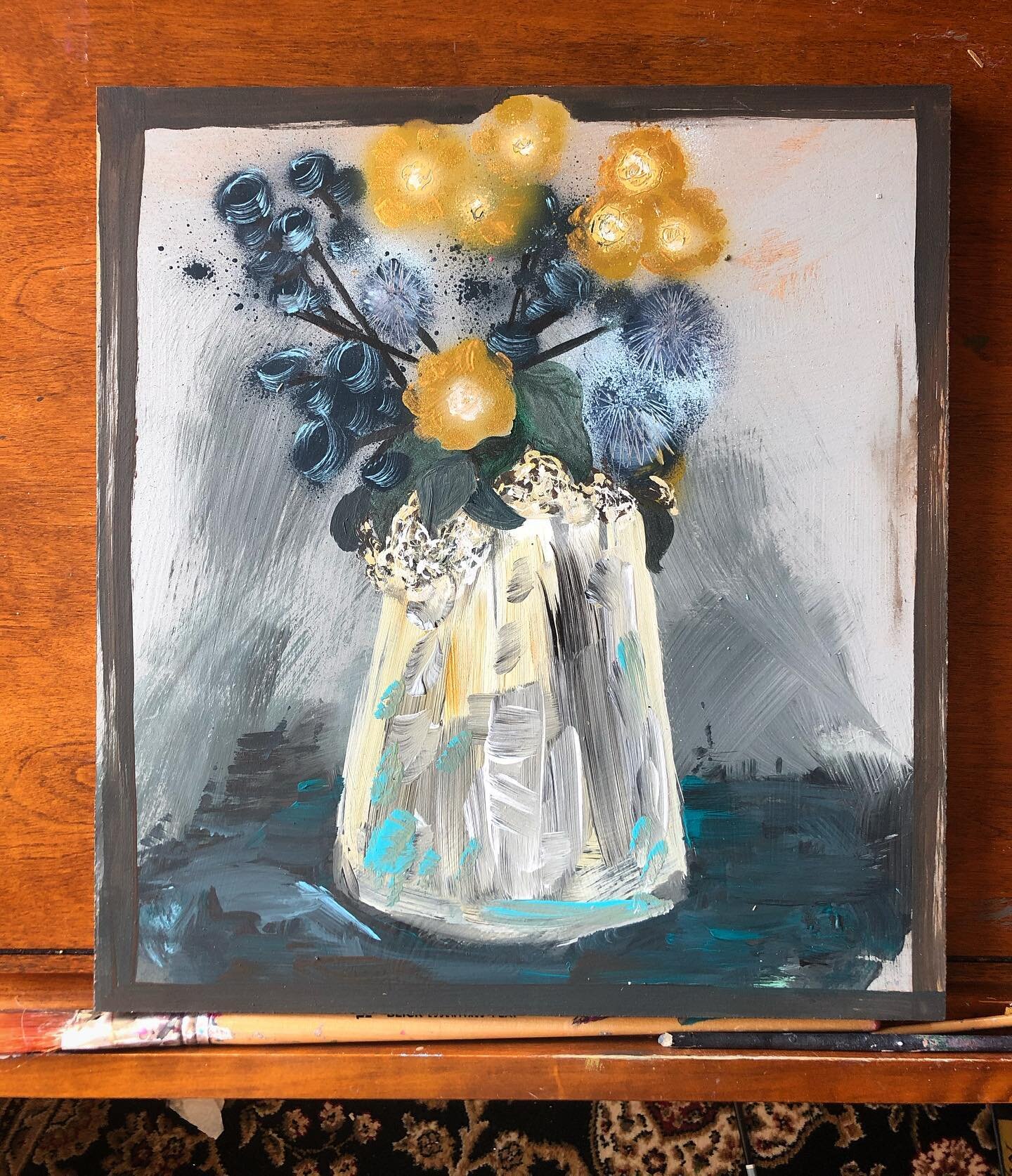 12x12 affordable bouquets for sale. Message me for custom colors or more photos : )

#floralart #spraypaintflowers #abstractflowers #floralarrangement #floraldesign #pittsburghartist