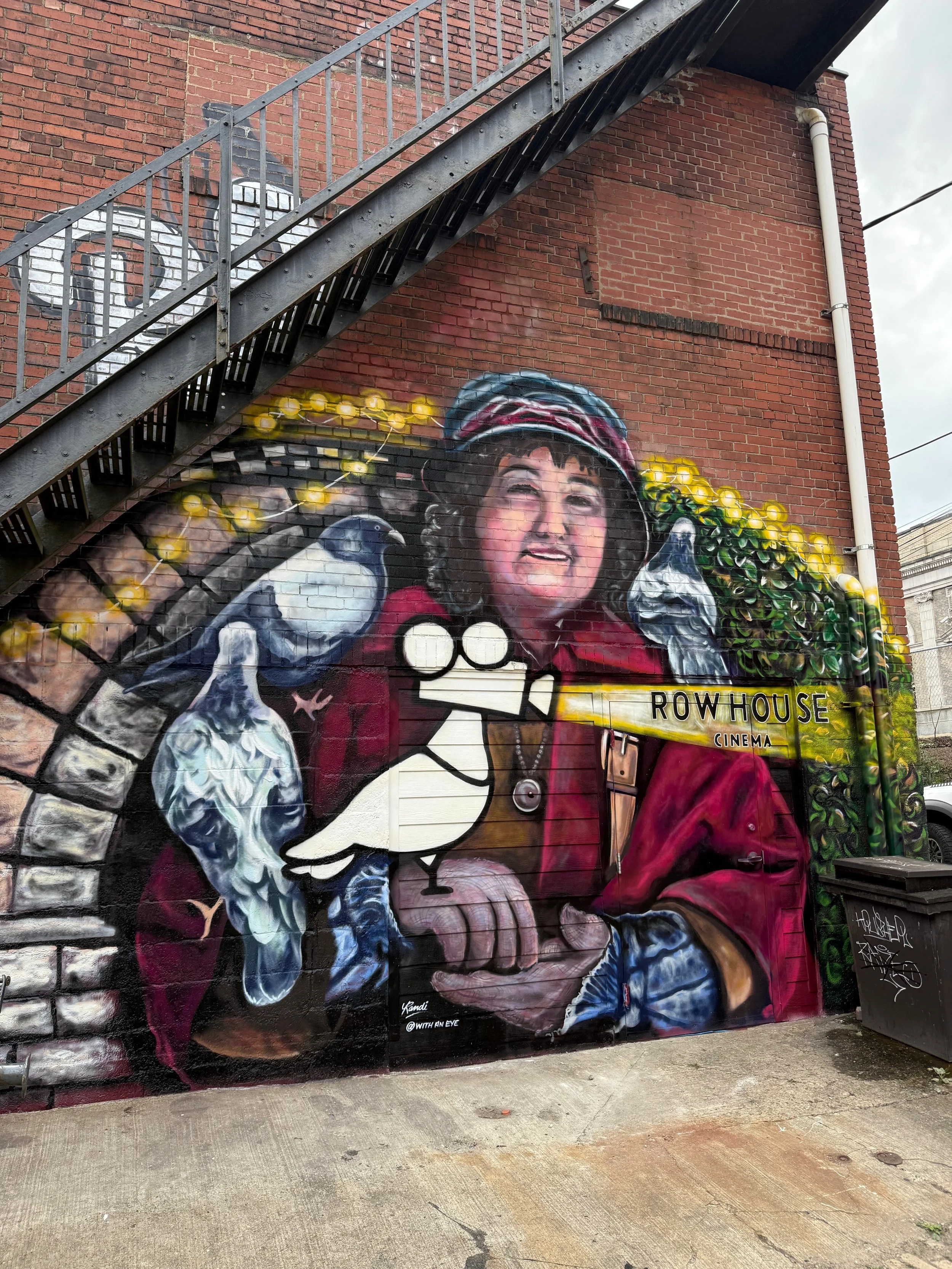 Home Alone 2, Pigeon Lady 