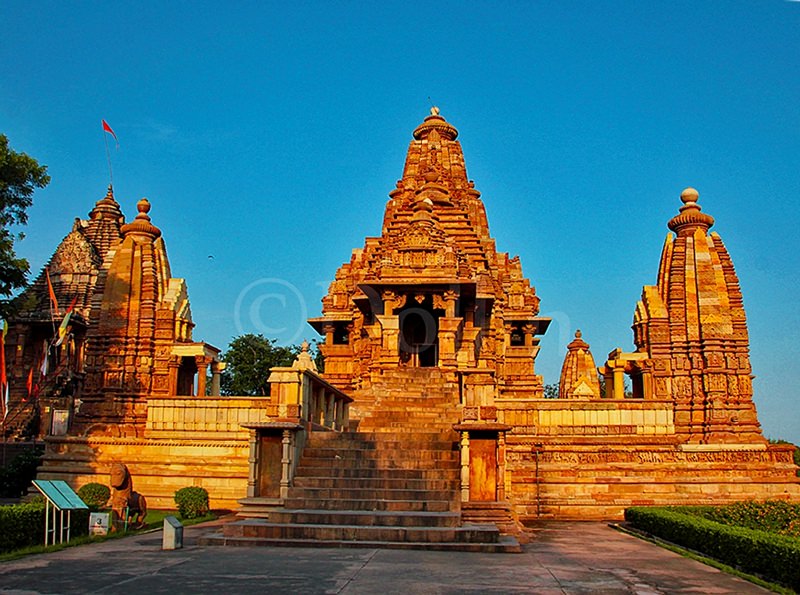 2011 Khajuarho Temple.jpg