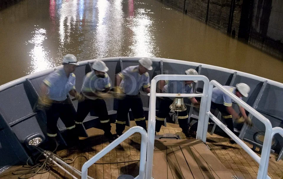 2016 Panama Canal at Night.jpg