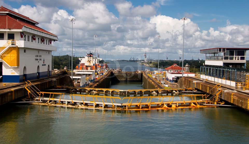 2016 Panama Canal during Day3.jpg