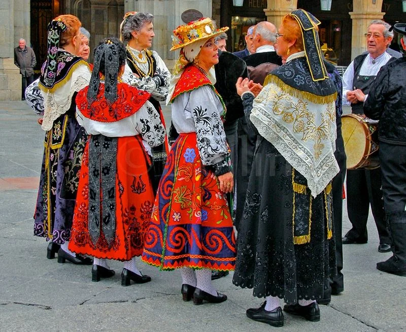 Salamanca Dancers.jpg