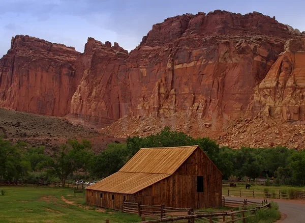 ut-capital-reef-barn.jpg
