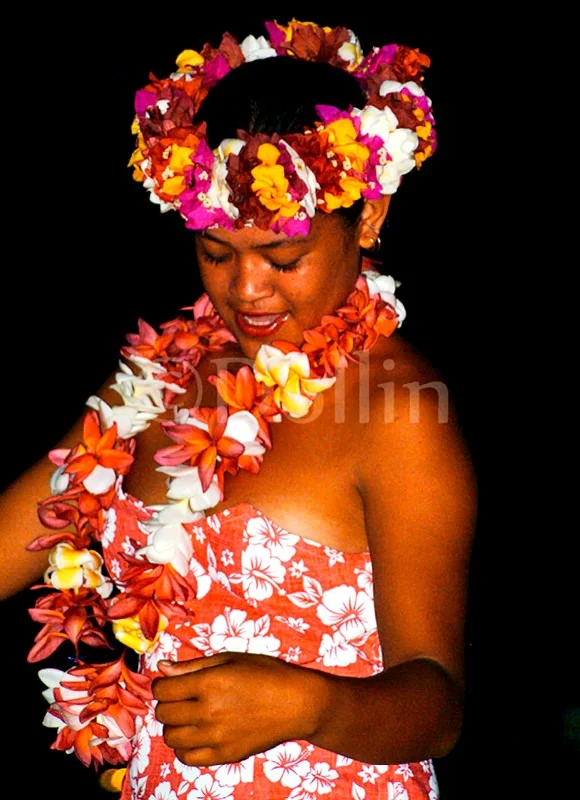tahitian-dancer-female.jpg