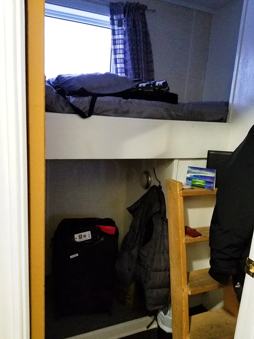 DTundra lodgeRoom 161446.jpg